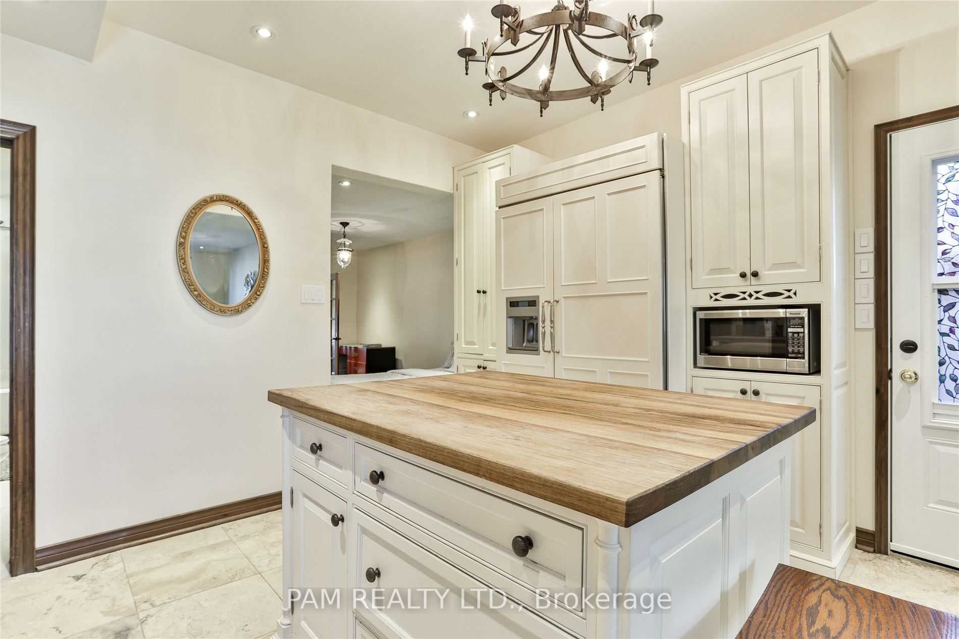 147 Euclid Avenue Property Photo 18