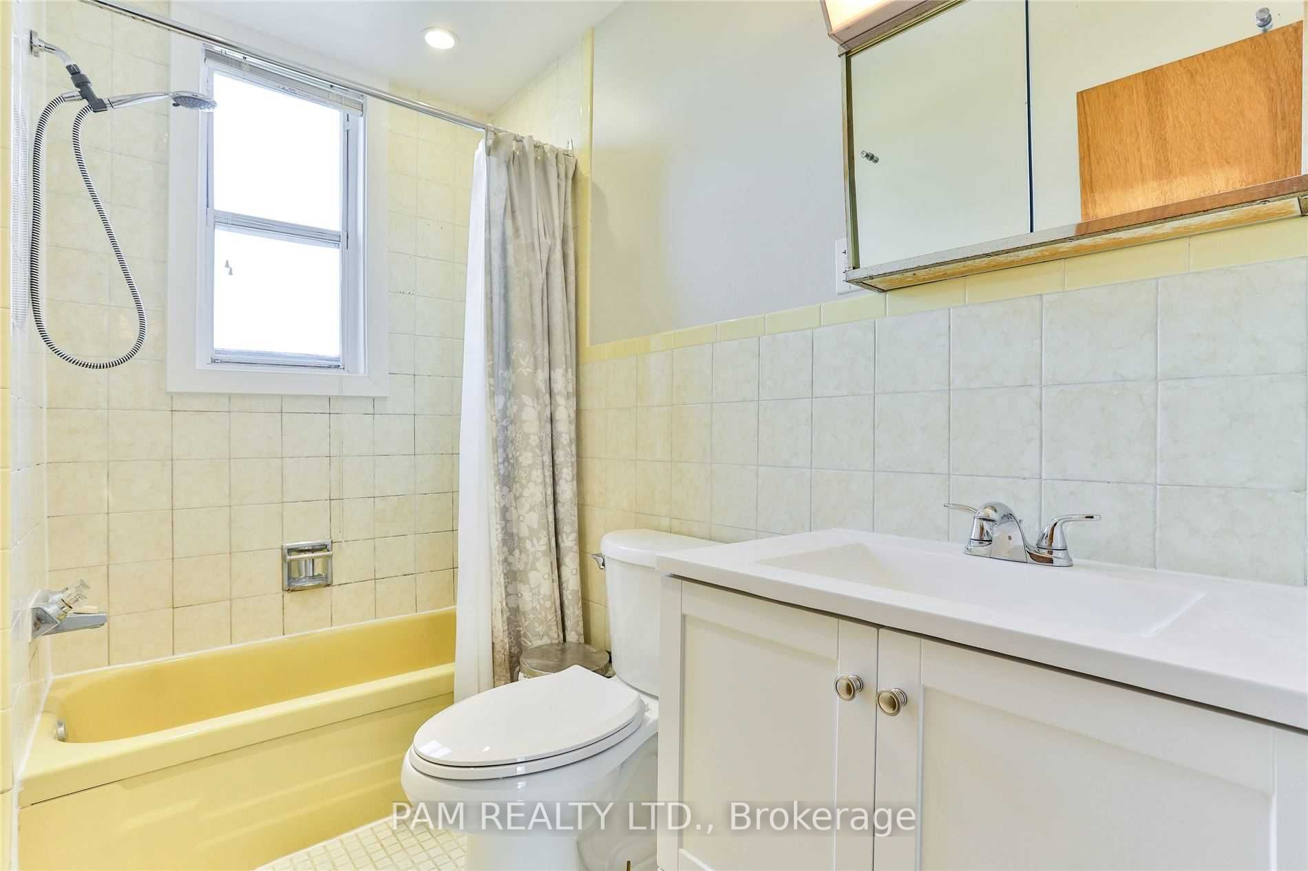 147 Euclid Avenue Property Photo 24