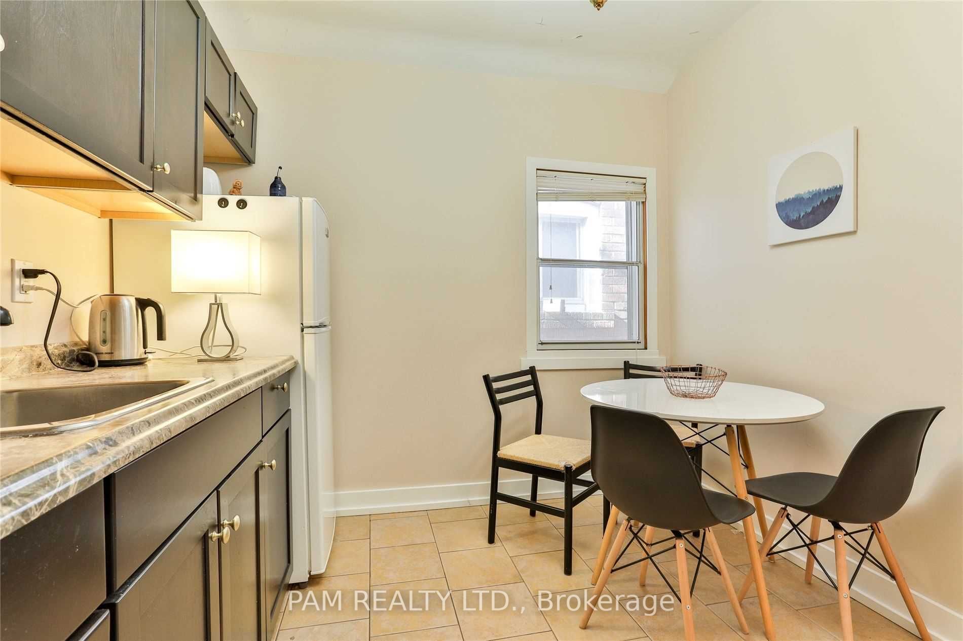 147 Euclid Avenue Property Photo 27
