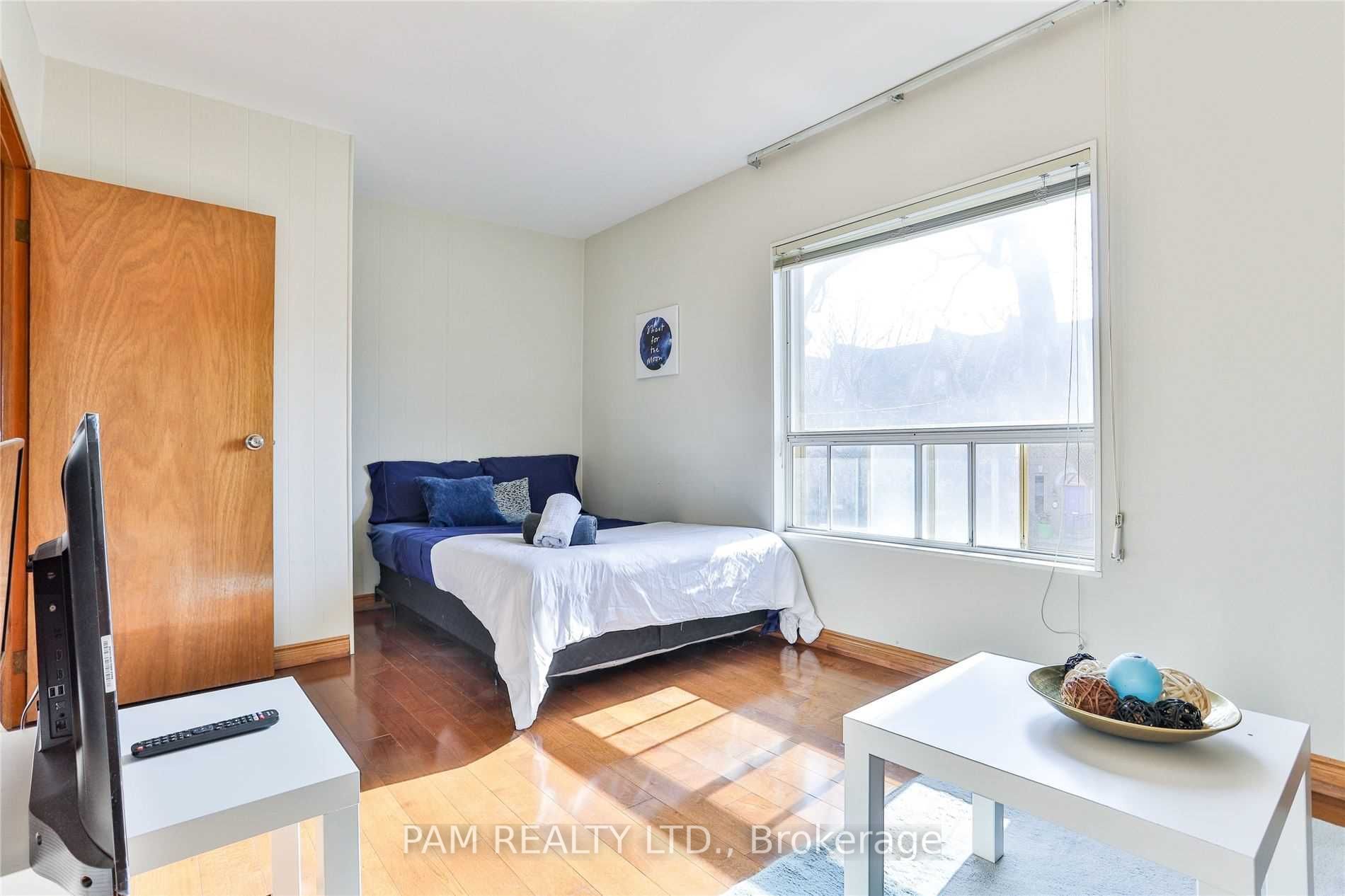 147 Euclid Avenue Property Photo 30