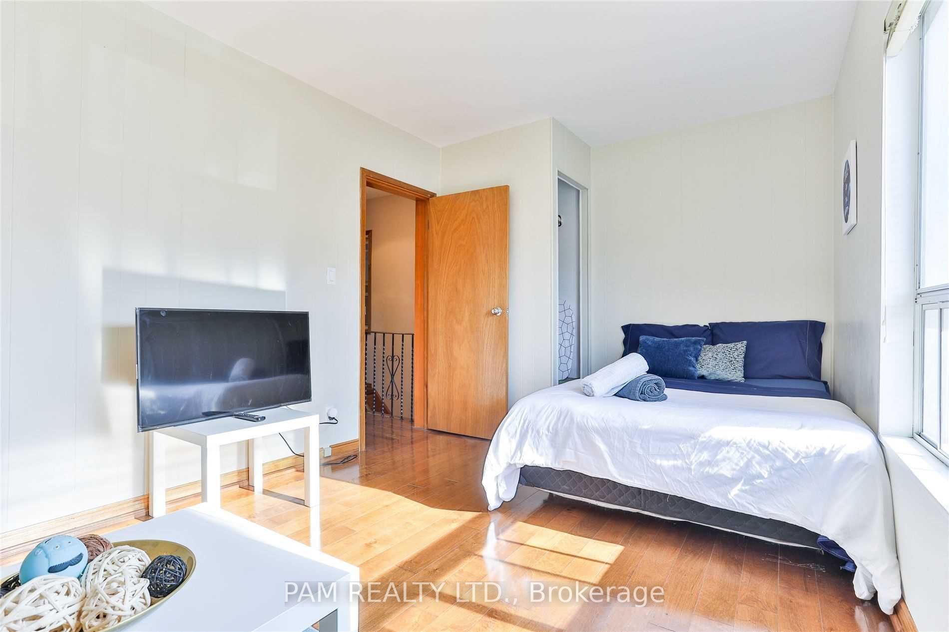 147 Euclid Avenue Property Photo 31