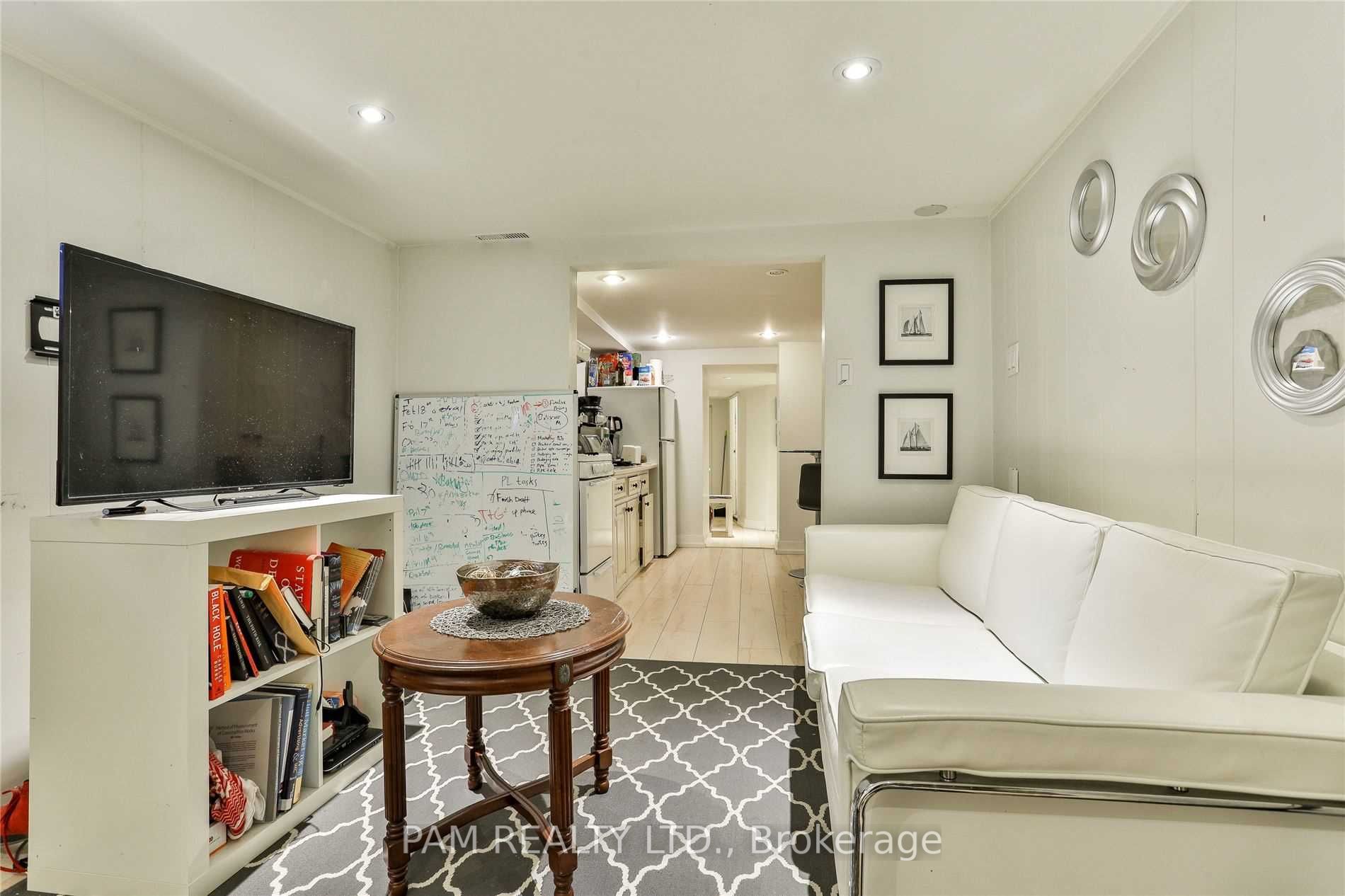 147 Euclid Avenue Property Photo 35