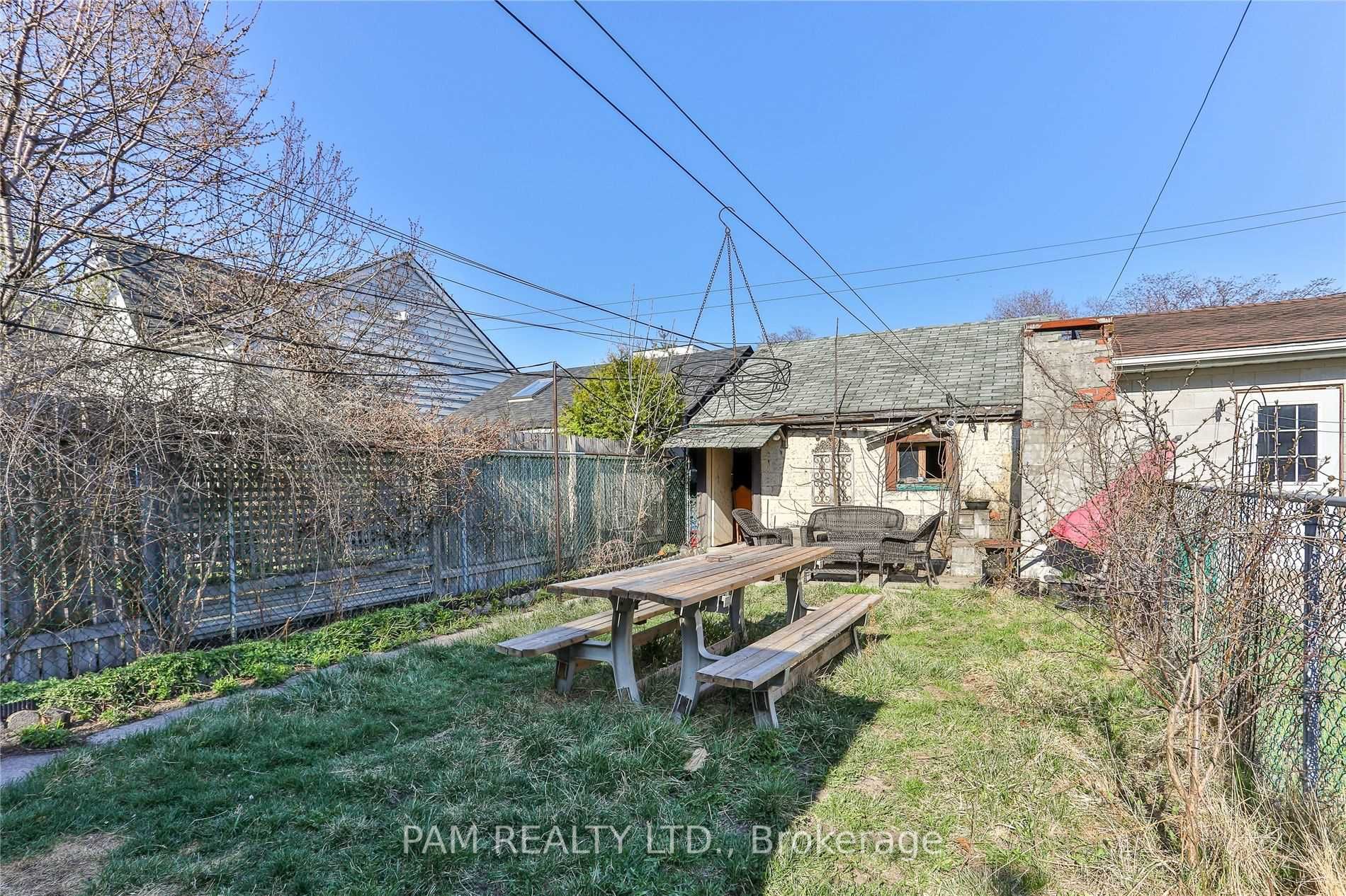 147 Euclid Avenue Property Photo 37