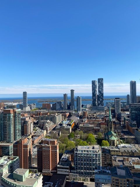 88 Queen Street E 3807 Property Photo 12