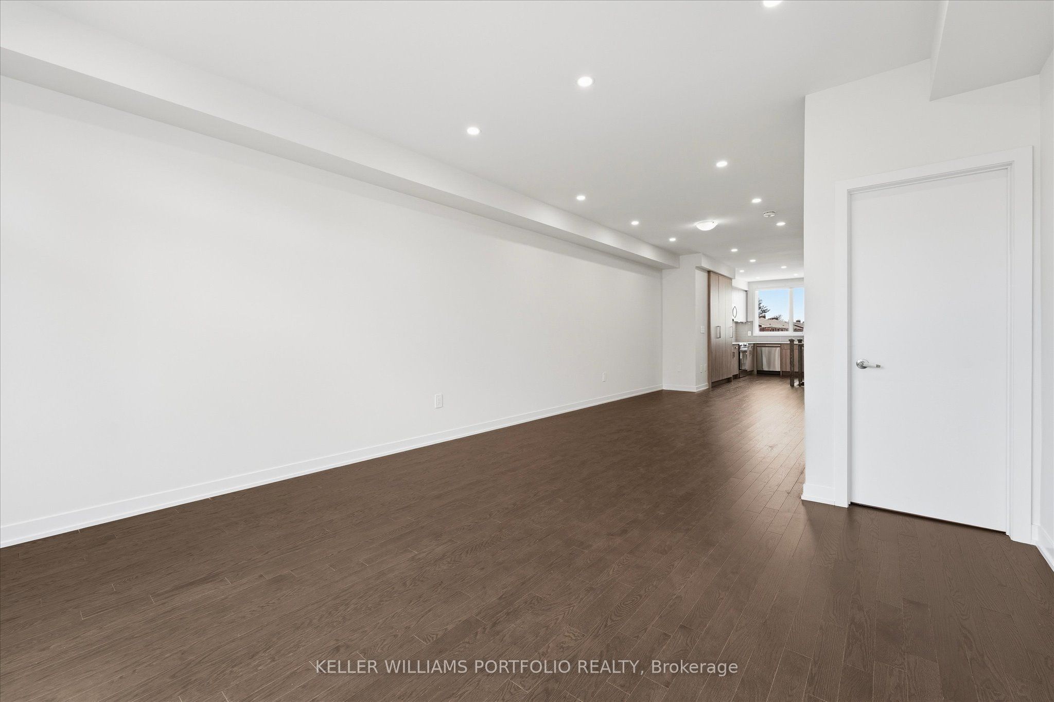 372 Lawrence Heights Way Property Photo 10