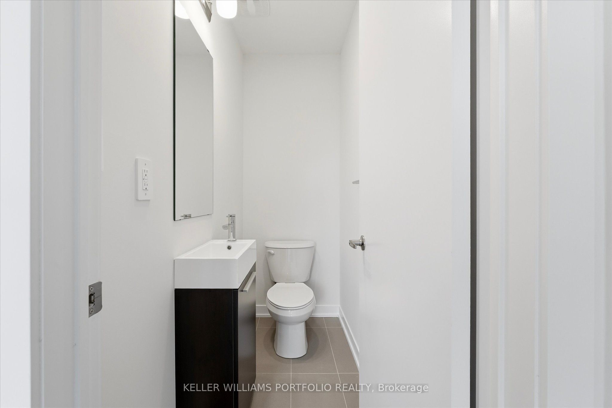 372 Lawrence Heights Way Property Photo 15