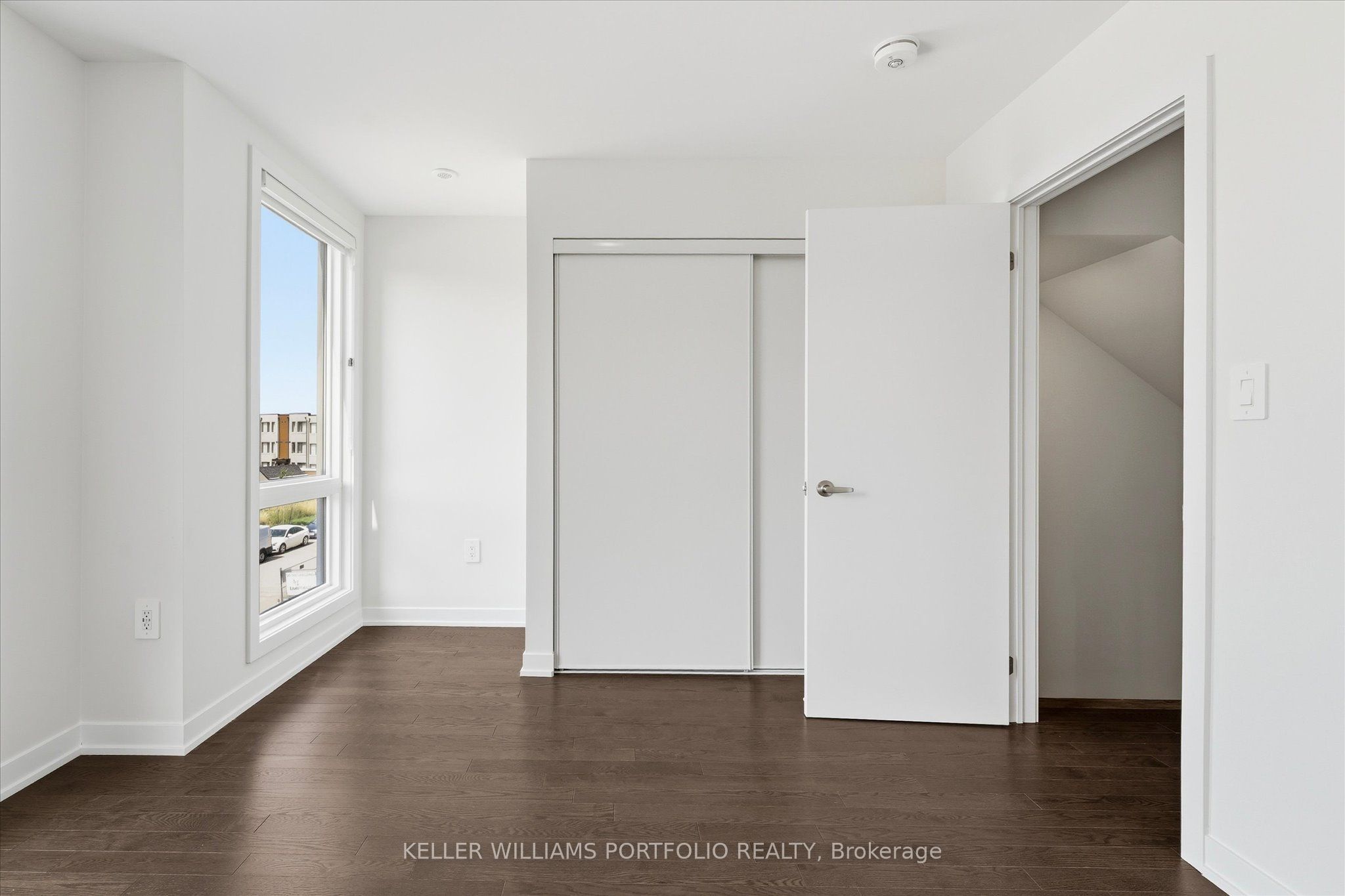 372 Lawrence Heights Way Property Photo 16