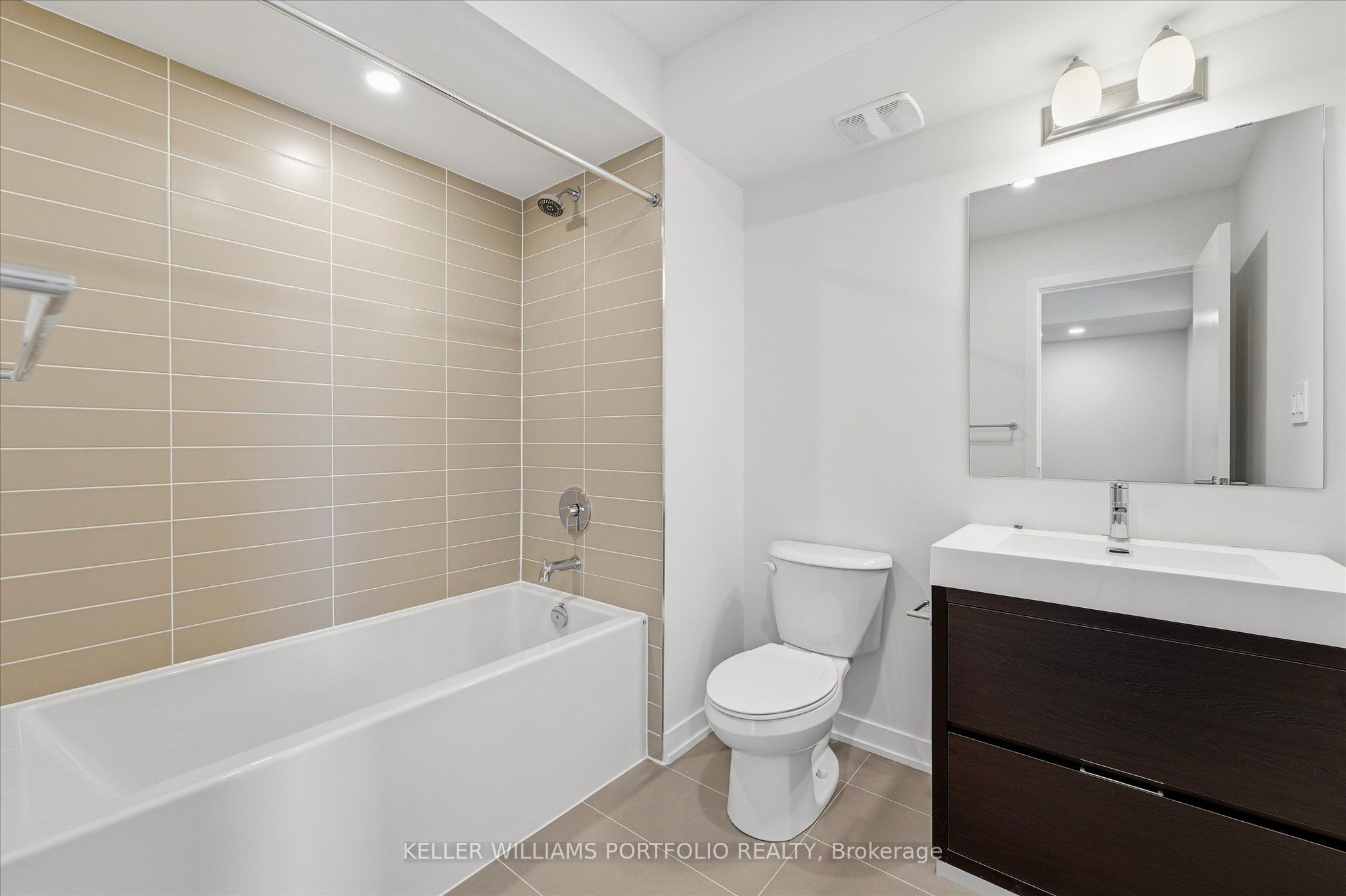 372 Lawrence Heights Way Property Photo 23