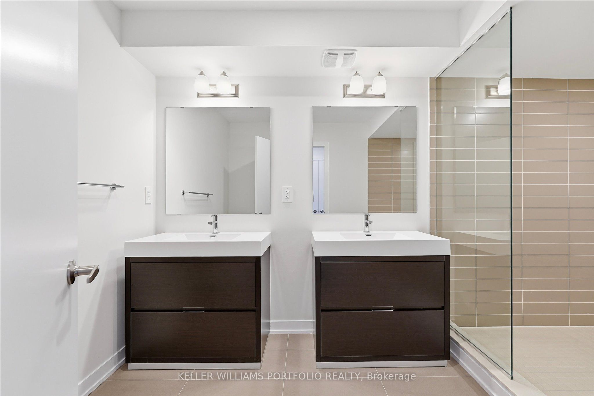 372 Lawrence Heights Way Property Photo 30