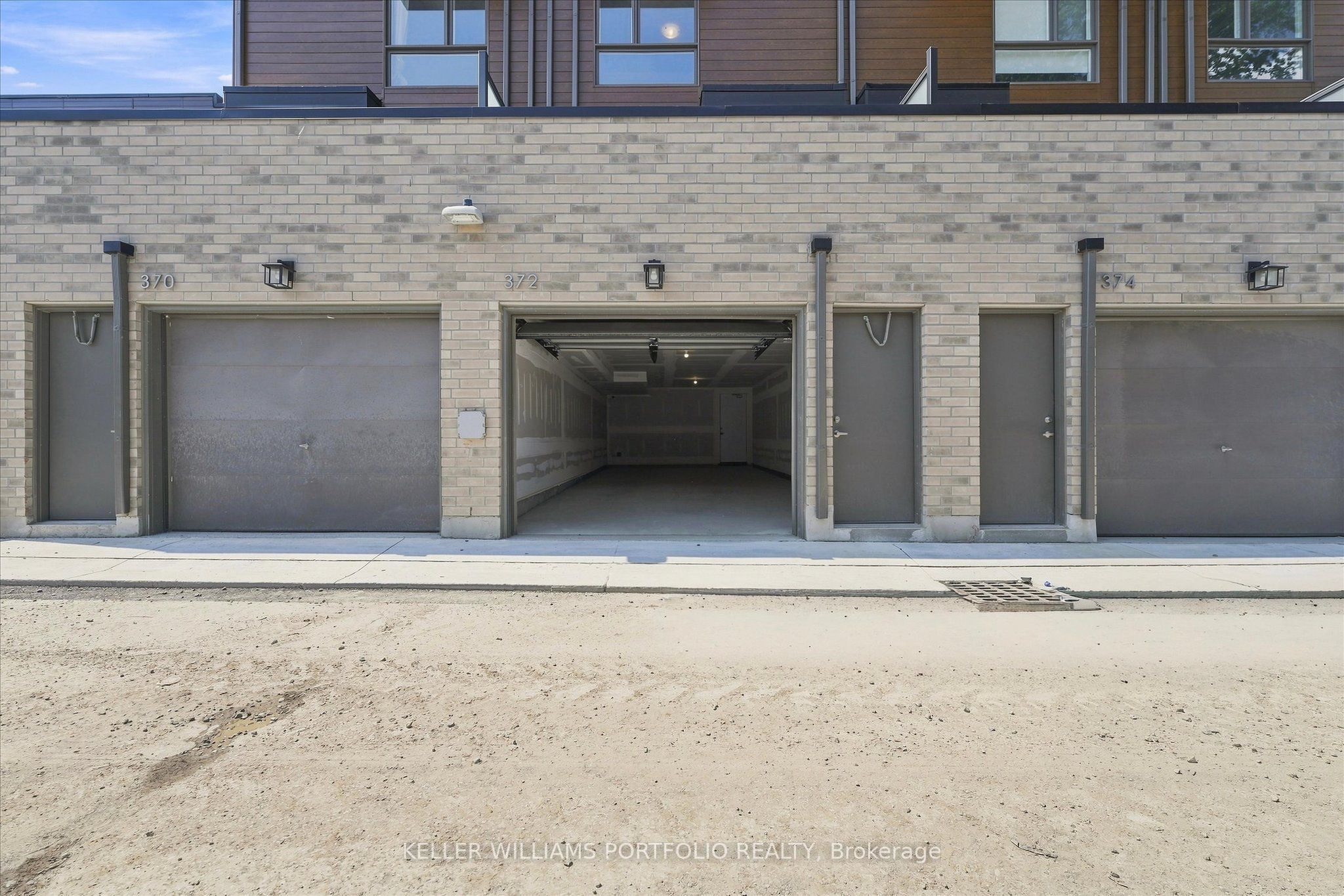 372 Lawrence Heights Way Property Photo 49