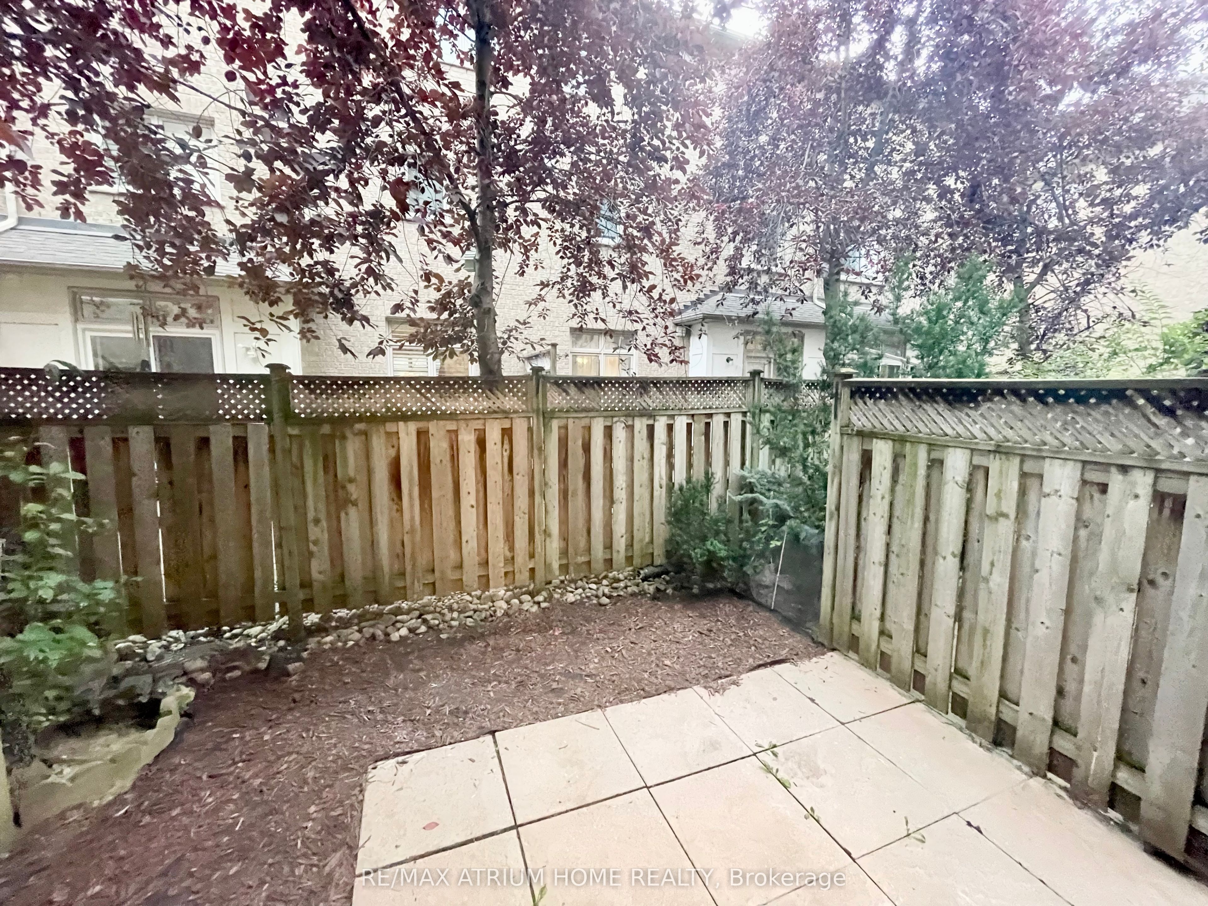 10 William Poole Way Property Photo 9