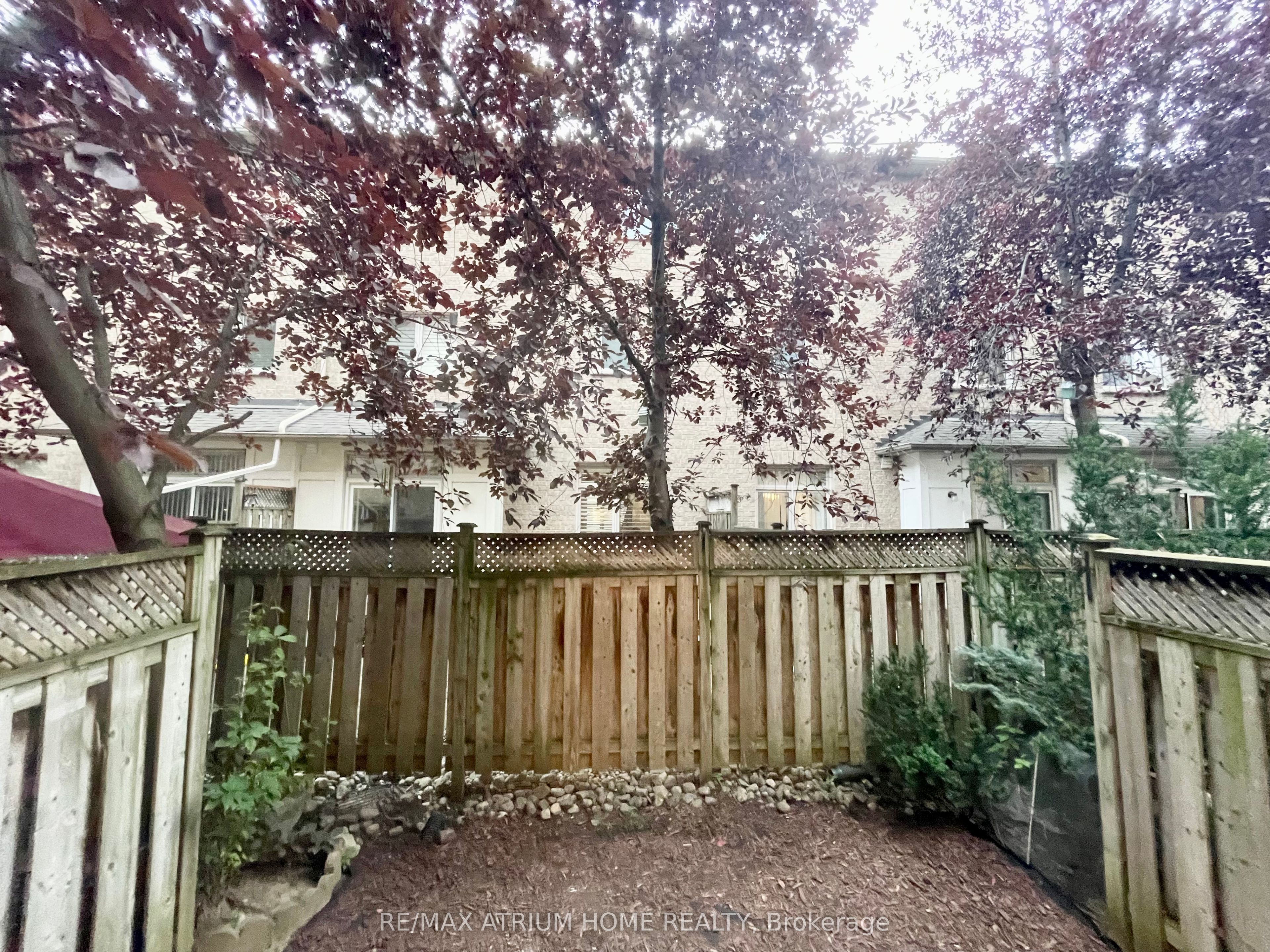 10 William Poole Way Property Photo 10
