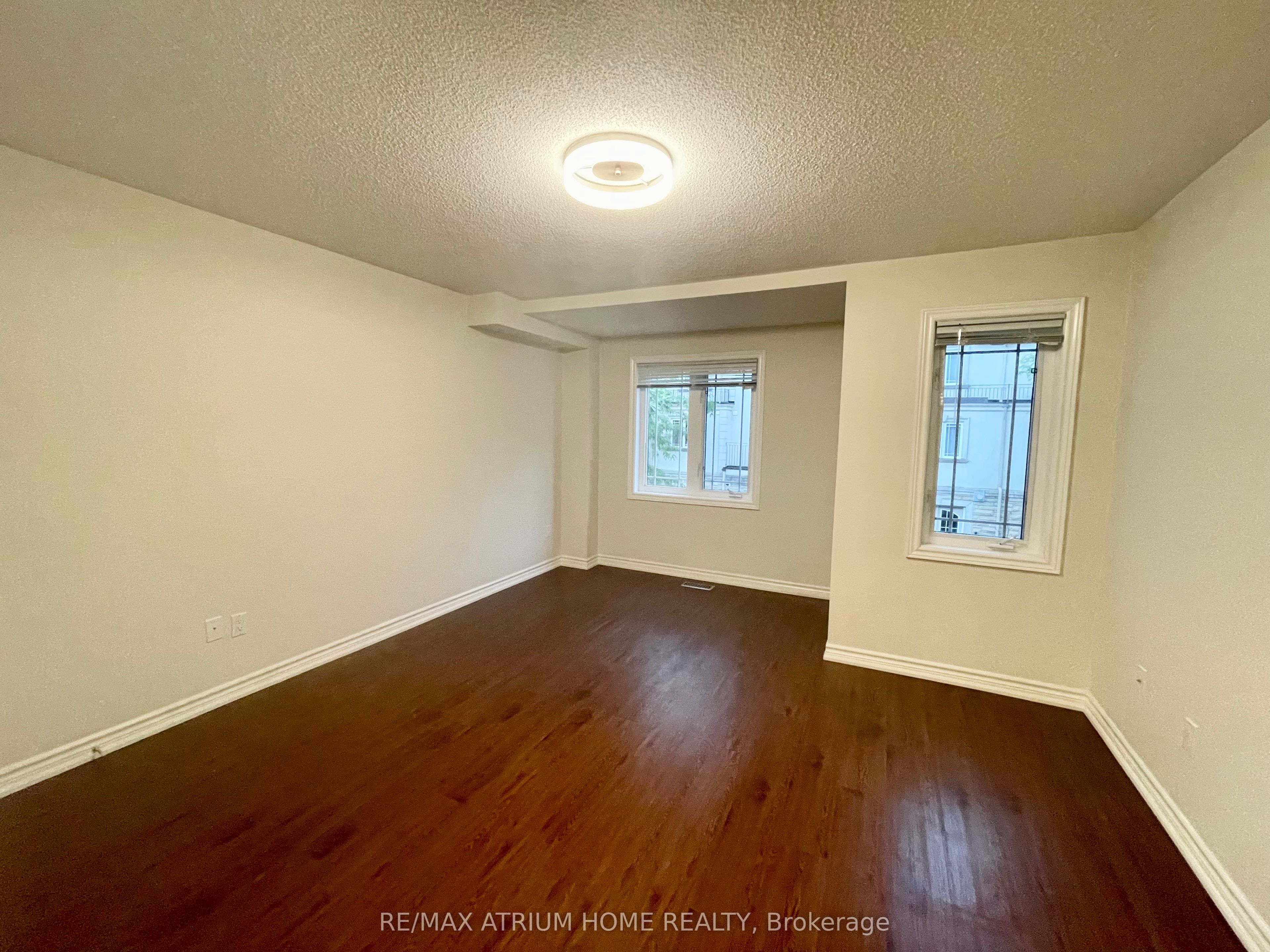 10 William Poole Way Property Photo 12