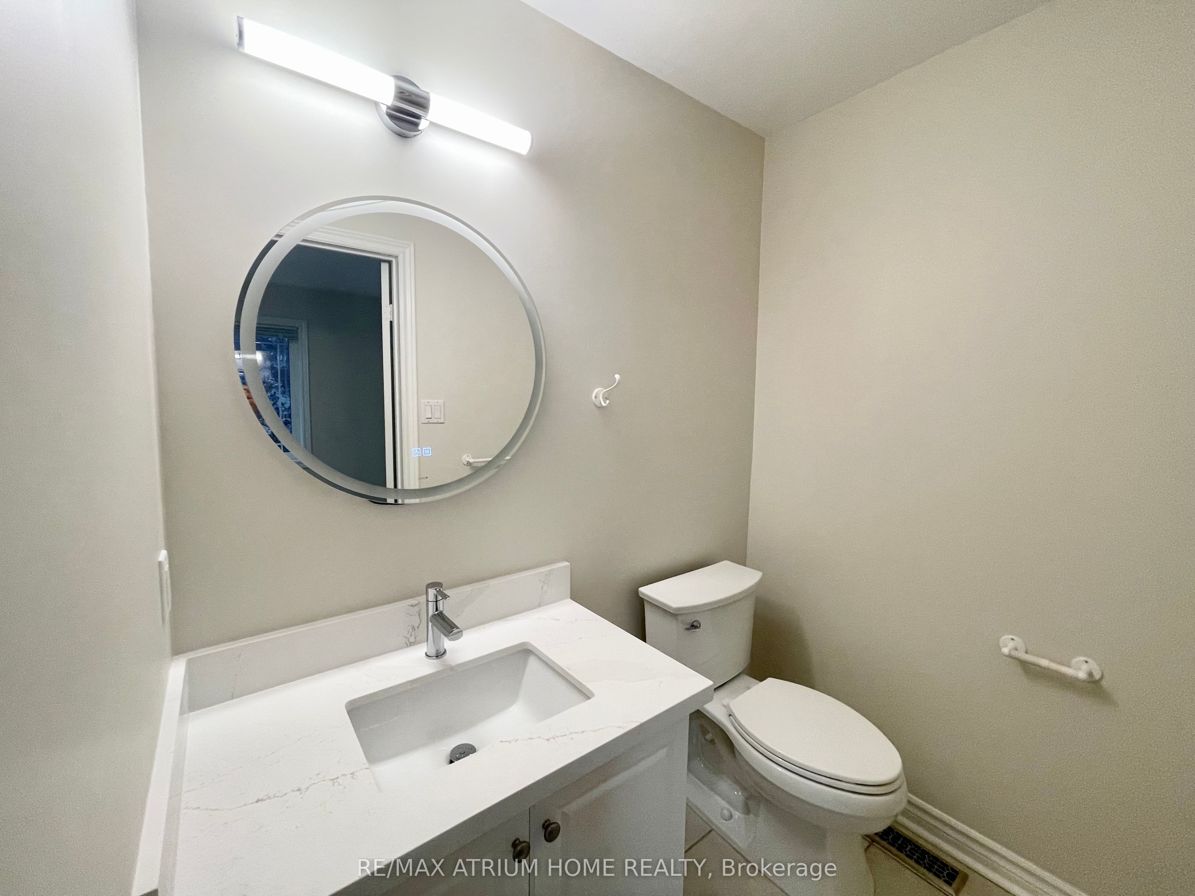 10 William Poole Way Property Photo 25