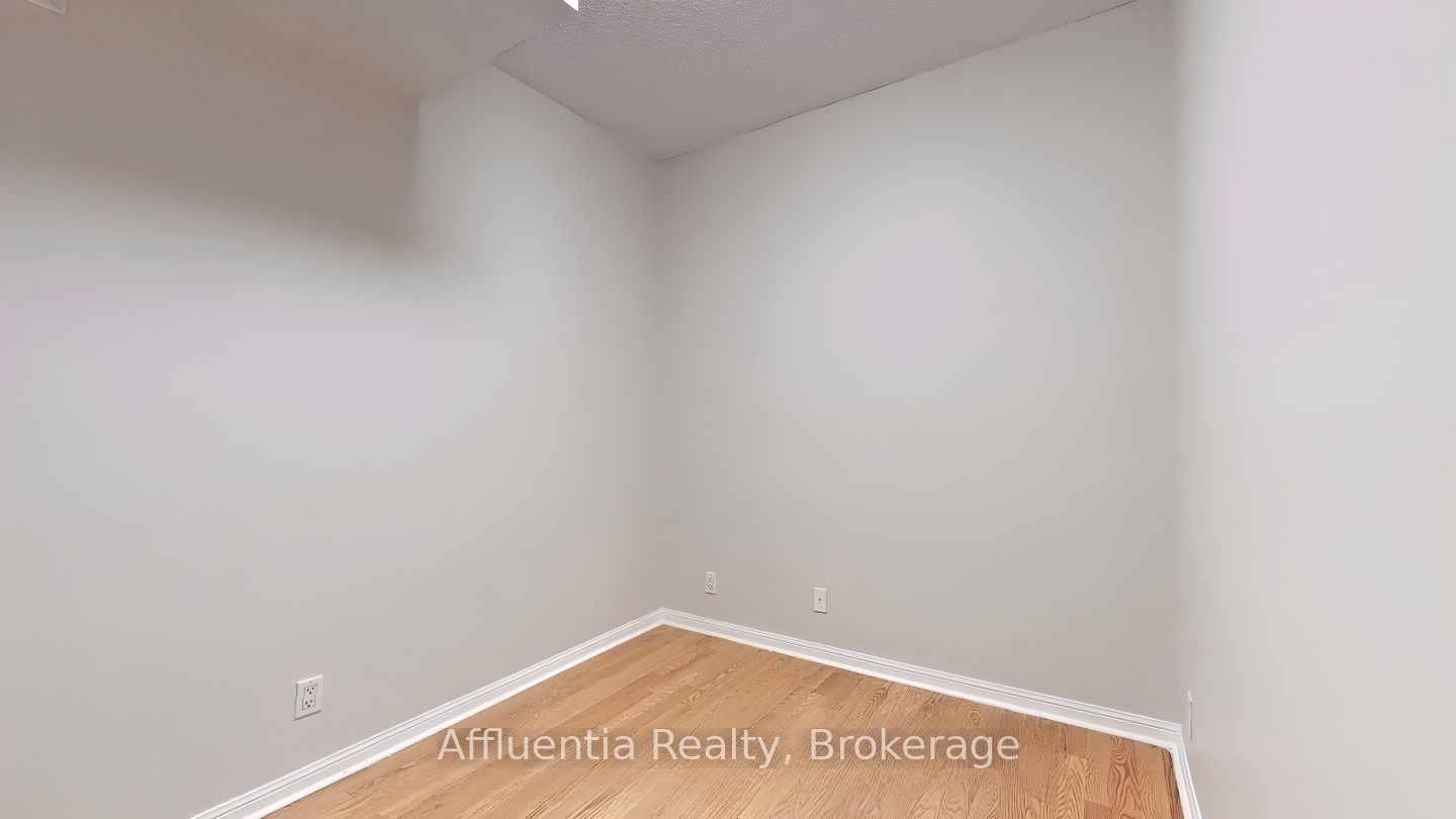 228 Queens Quay W 2510 Property Photo 29