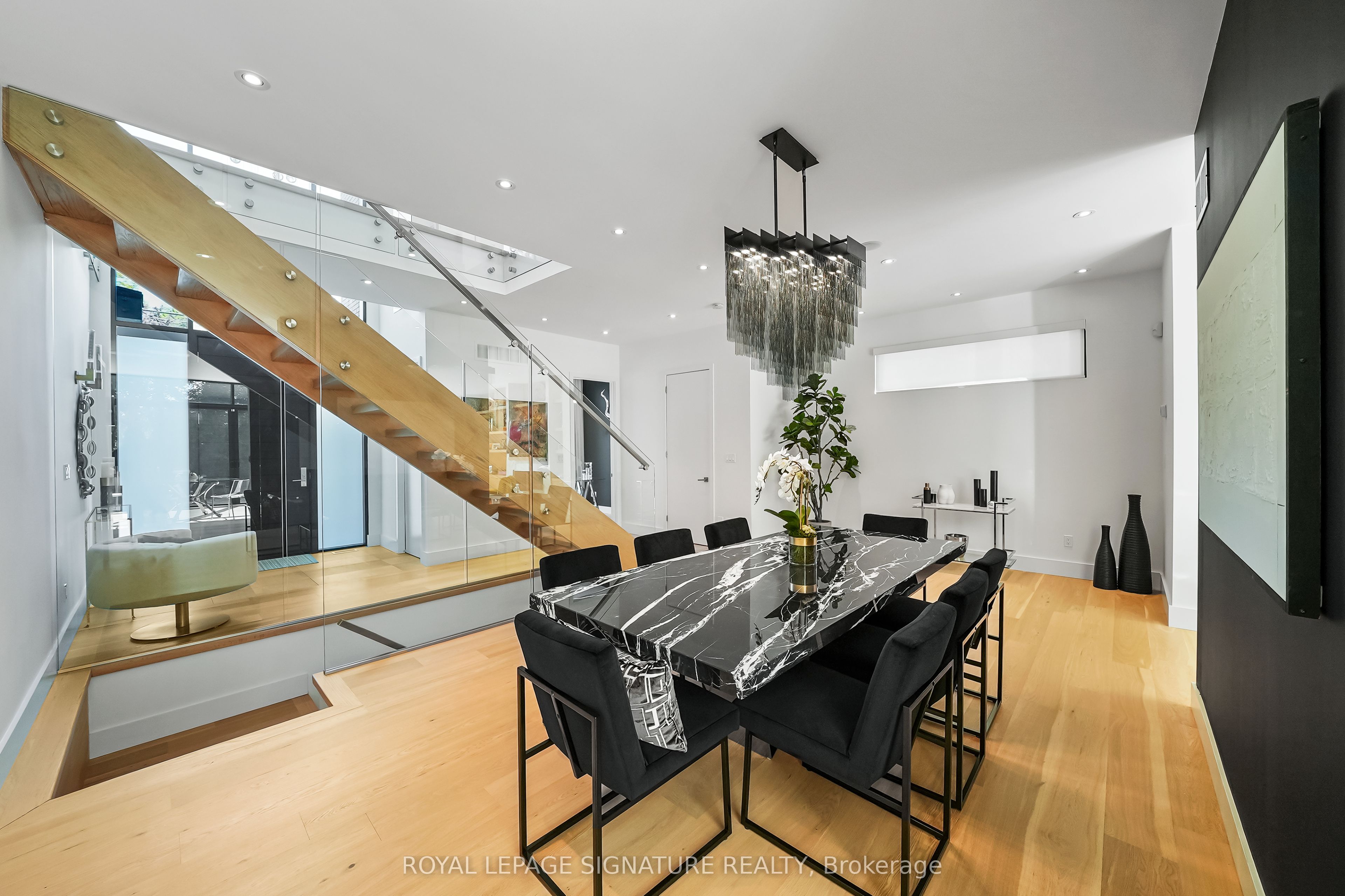 17 Nesbitt Drive Property Photo 6
