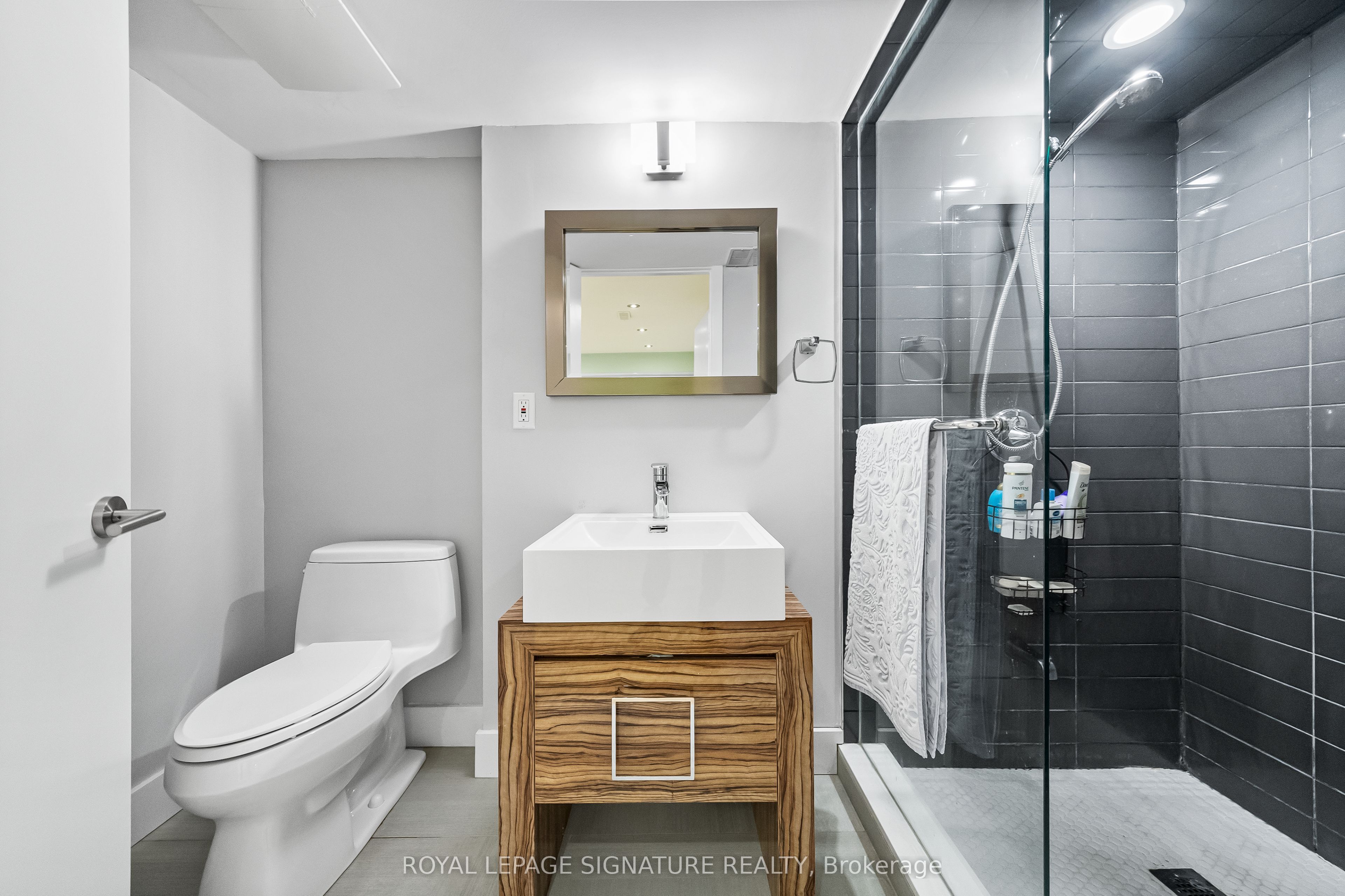 17 Nesbitt Drive Property Photo 34