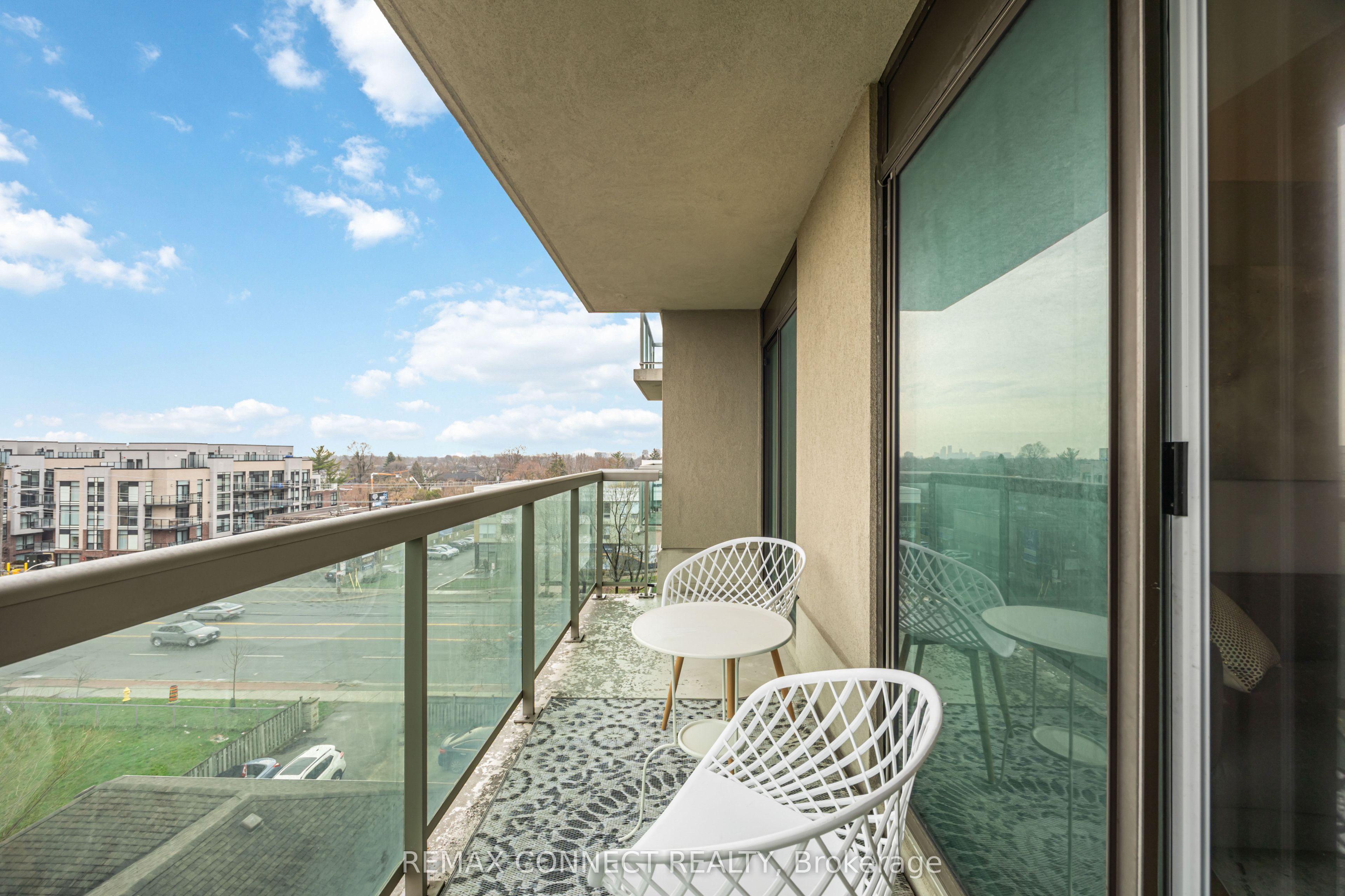 890 Sheppard Avenue W 504 Property Photo 40
