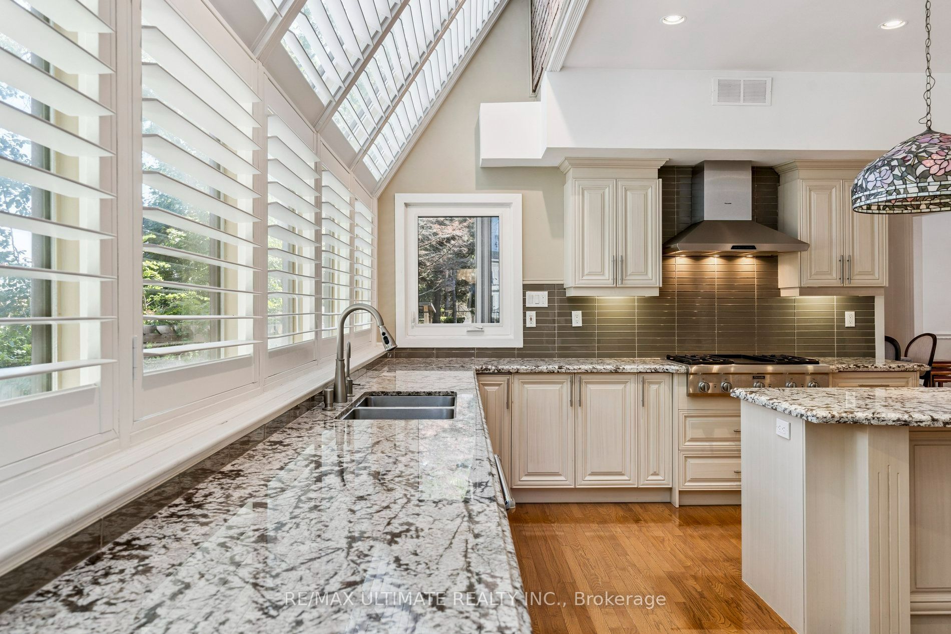 1 Versailles Court Property Photo 15