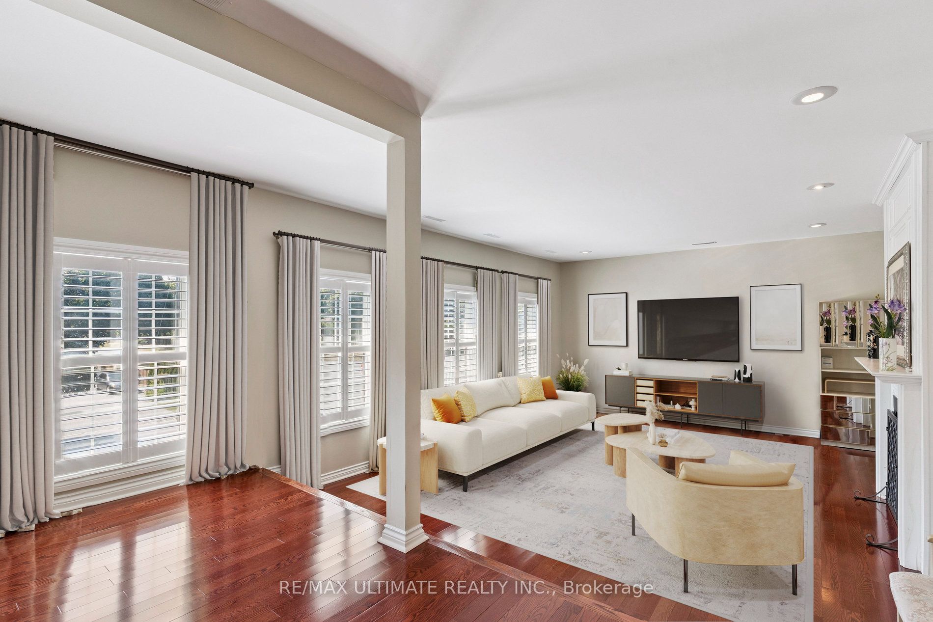 1 Versailles Court Property Photo 25
