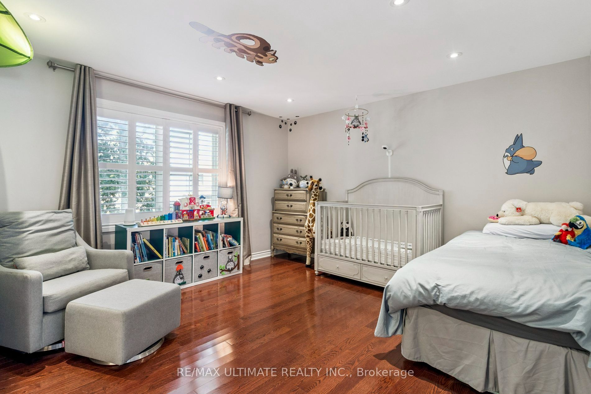 1 Versailles Court Property Photo 33