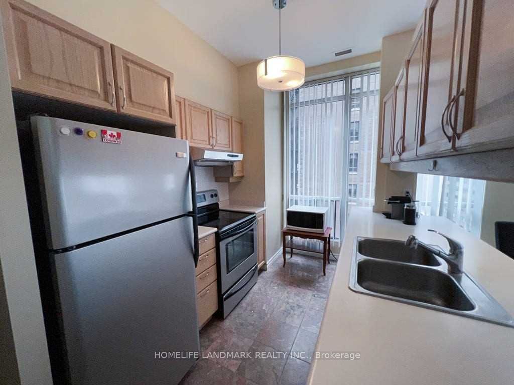 7 King Street E 1110 Property Photo 4