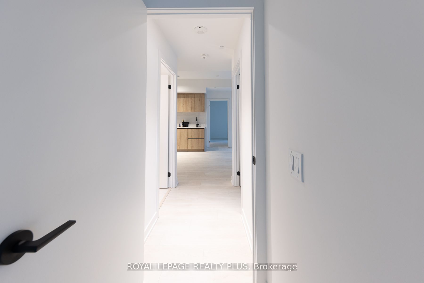 127 Broadway Avenue S 206s Property Photo 17