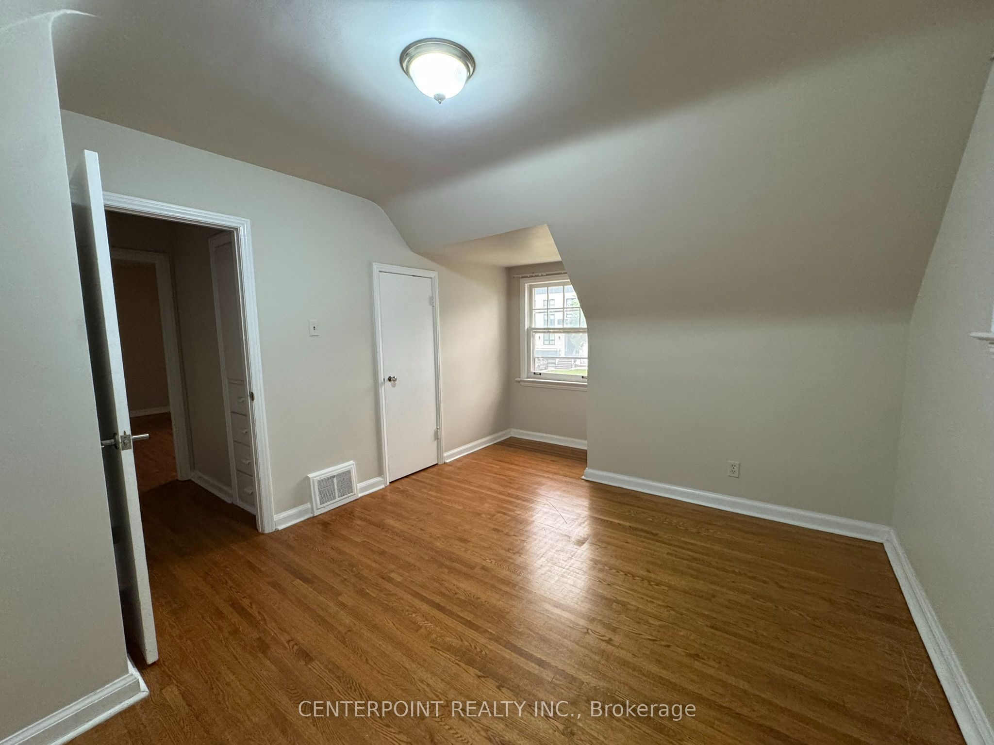 27 Grantbrook Street Property Photo 7