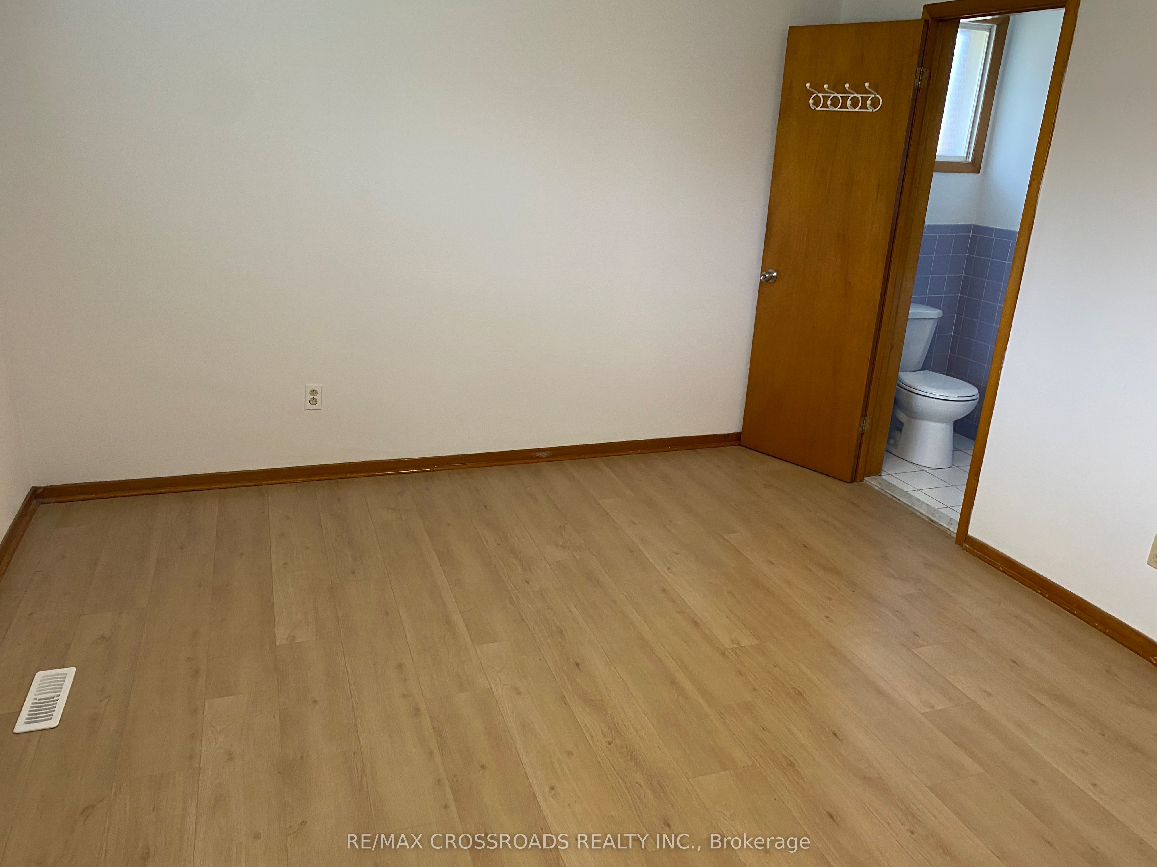 91 Bickerton Crescent Property Photo 16