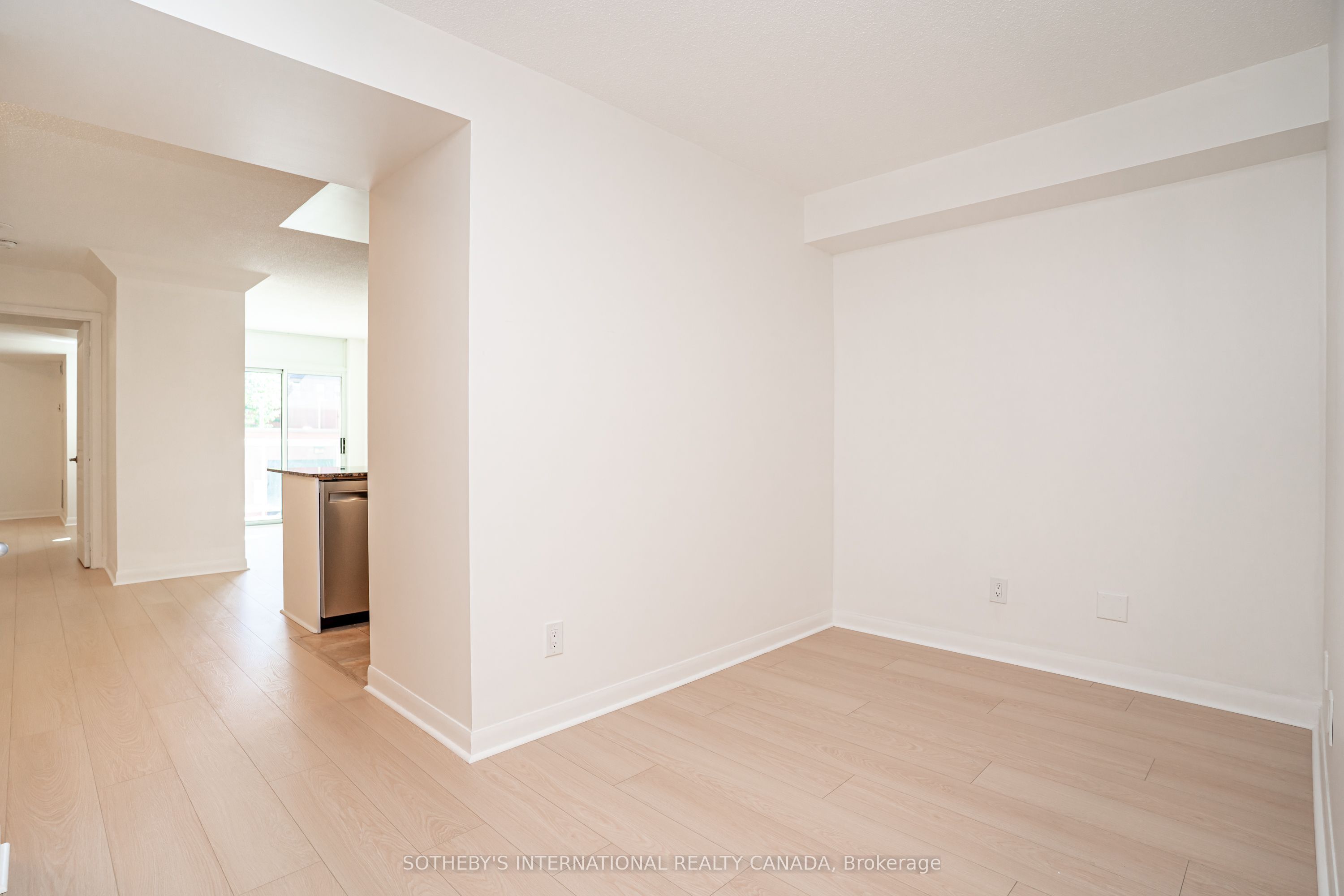 323 Richmond Street E 224 Property Photo 8