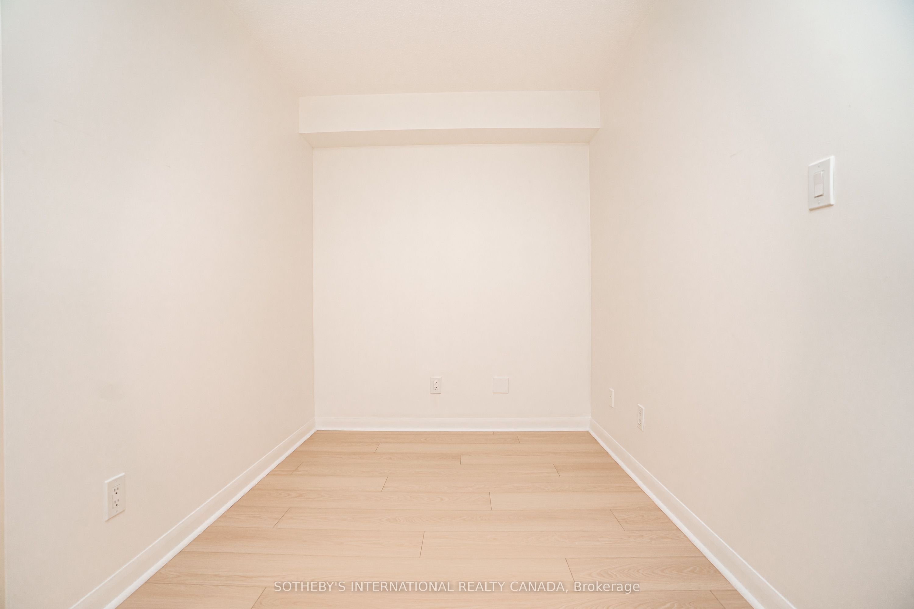 323 Richmond Street E 224 Property Photo 9