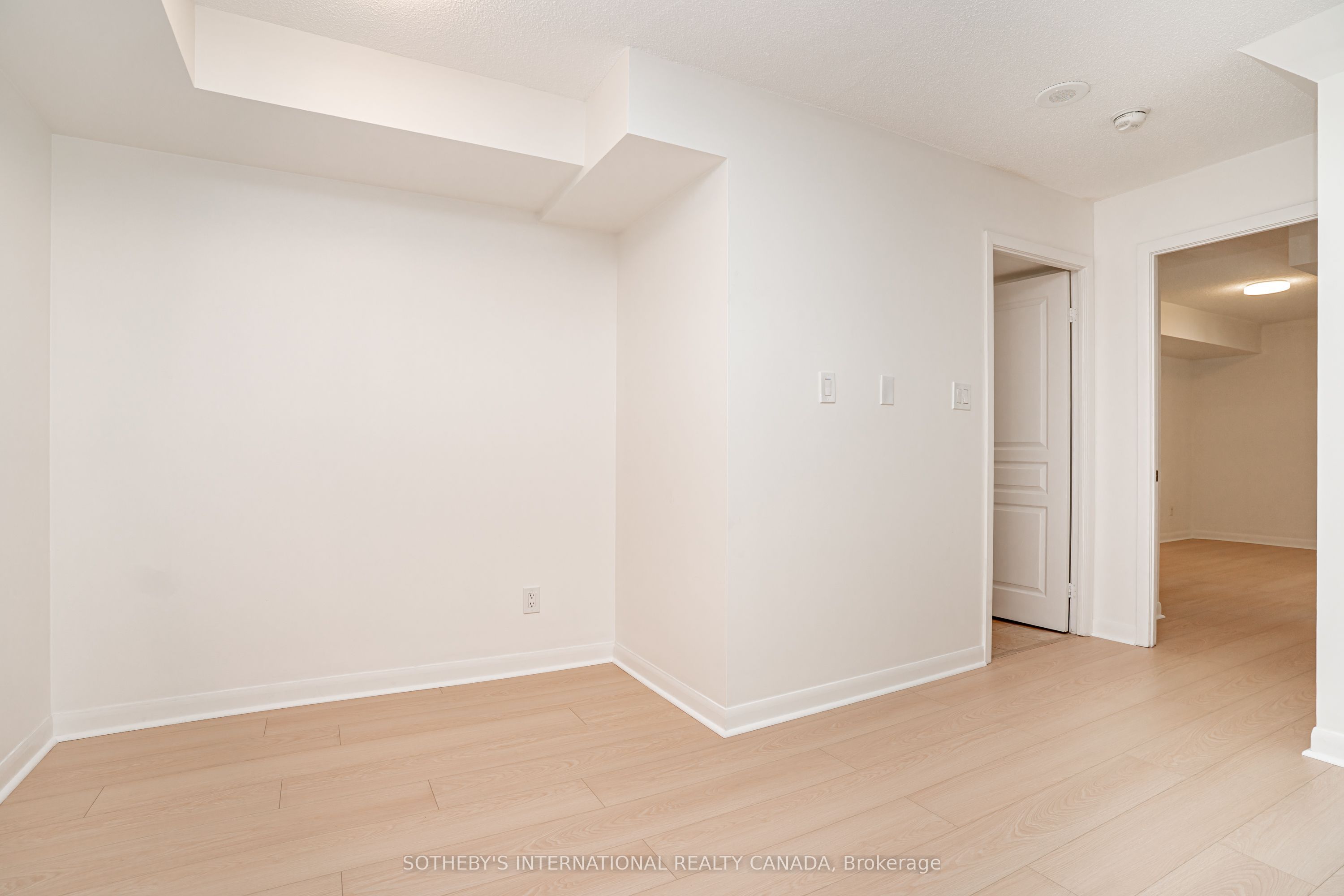 323 Richmond Street E 224 Property Photo 11