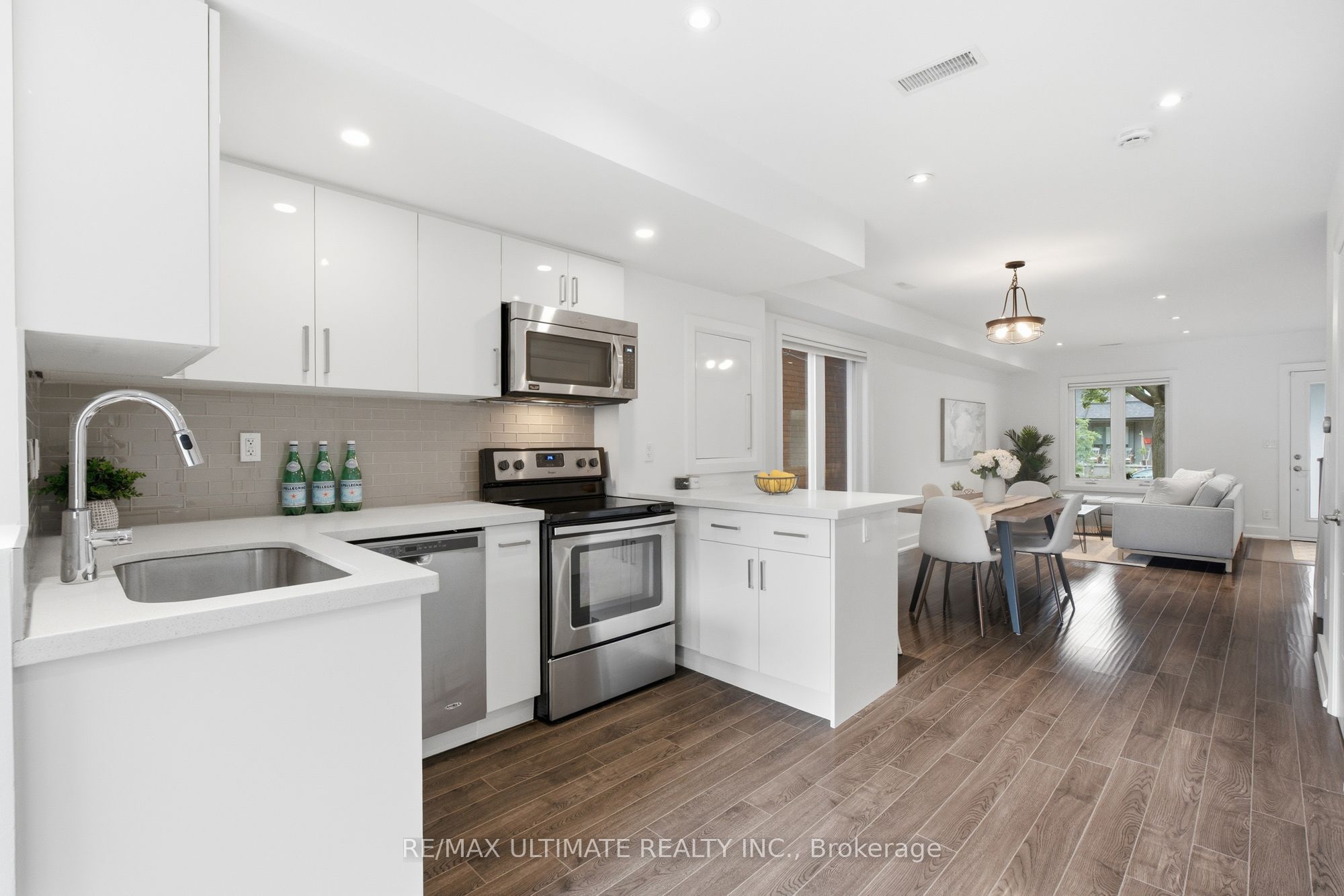 305 Winona Drive Property Photo 11