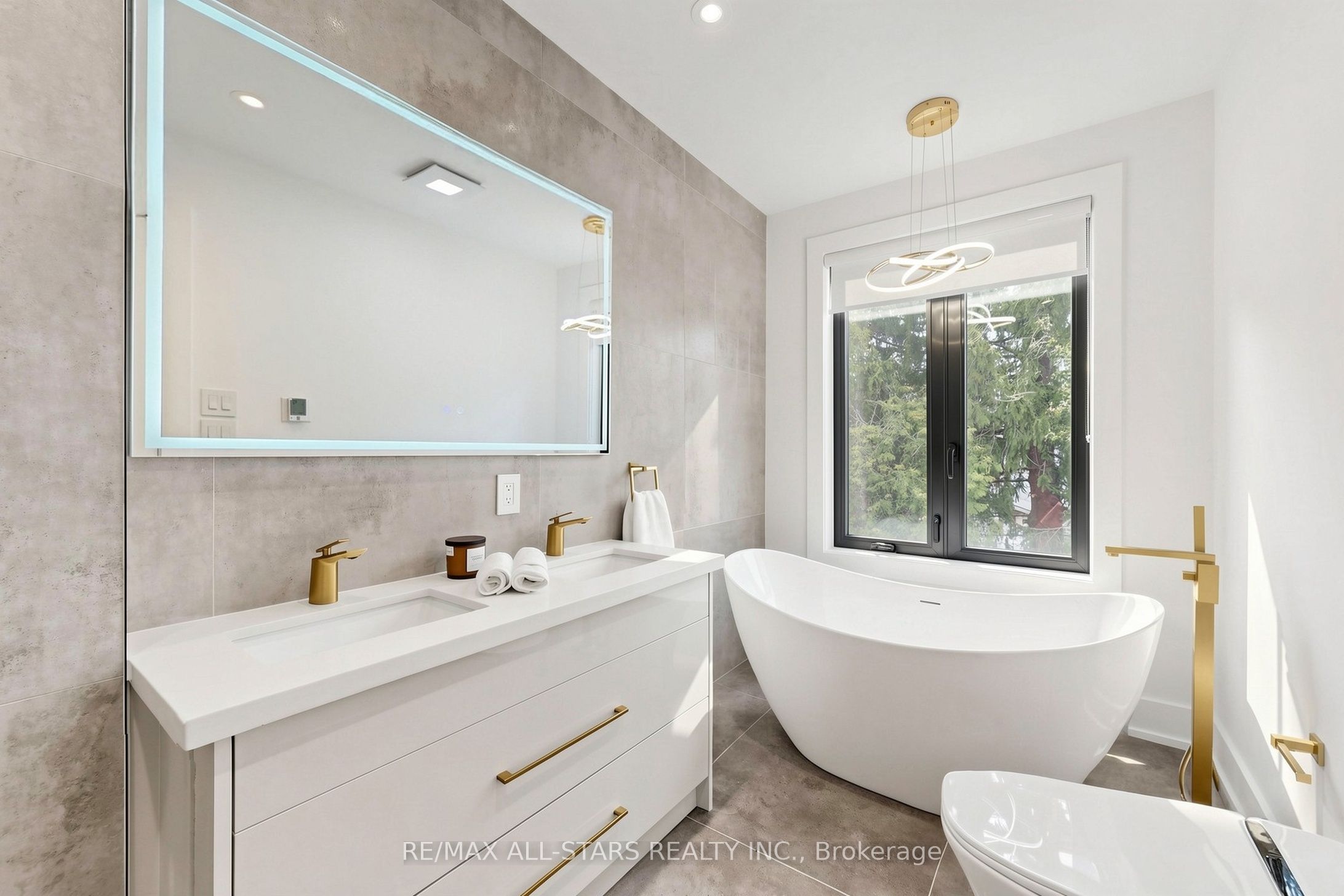 127 Banff Road Property Photo 26