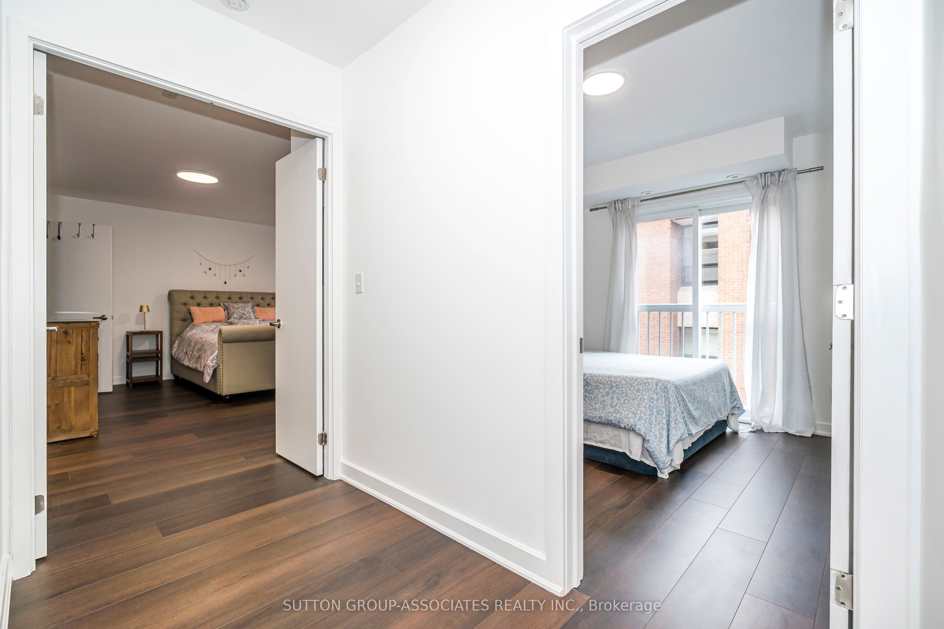 539 Jarvis Street Ph7 Property Photo 17