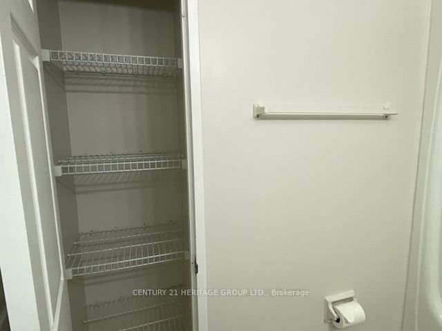 7 Bishop Avenue 1204 Property Photo 8