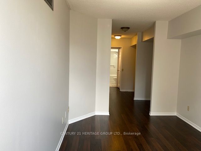7 Bishop Avenue 1204 Property Photo 15