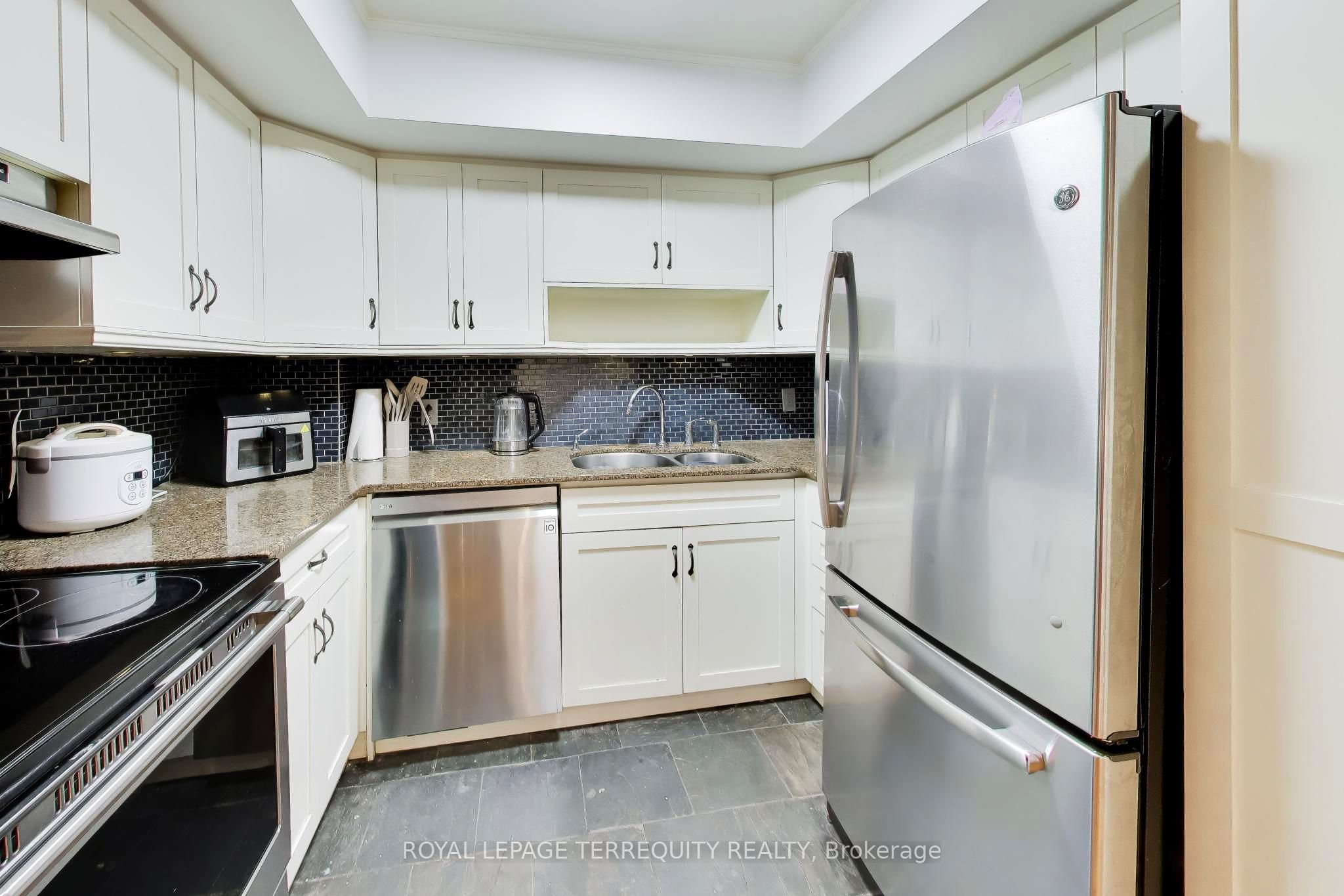 17 Pembroke Street 15 Property Photo 14