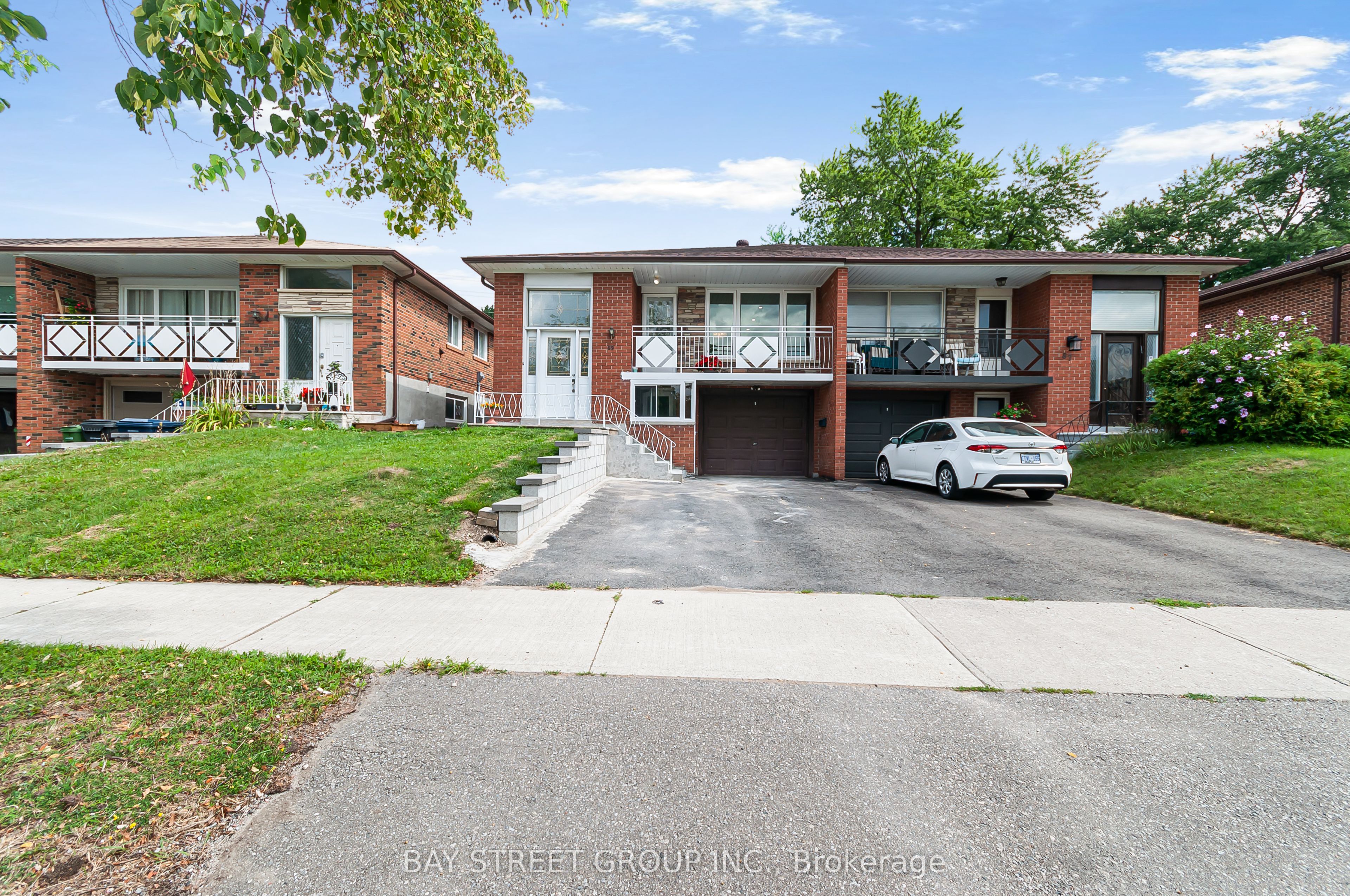 89 Mintwood Drive Property Photo 1