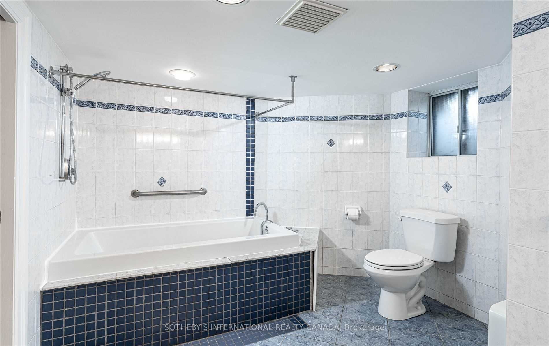 213 Shaw Street Lower Property Photo 5