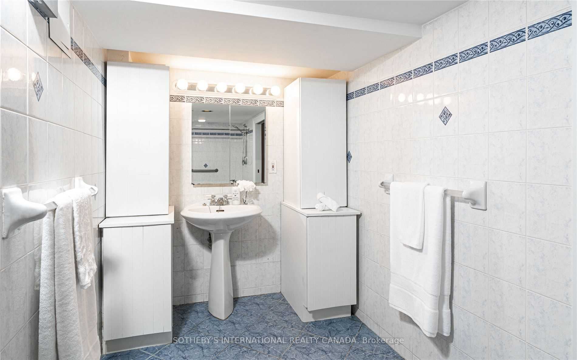 213 Shaw Street Lower Property Photo 6
