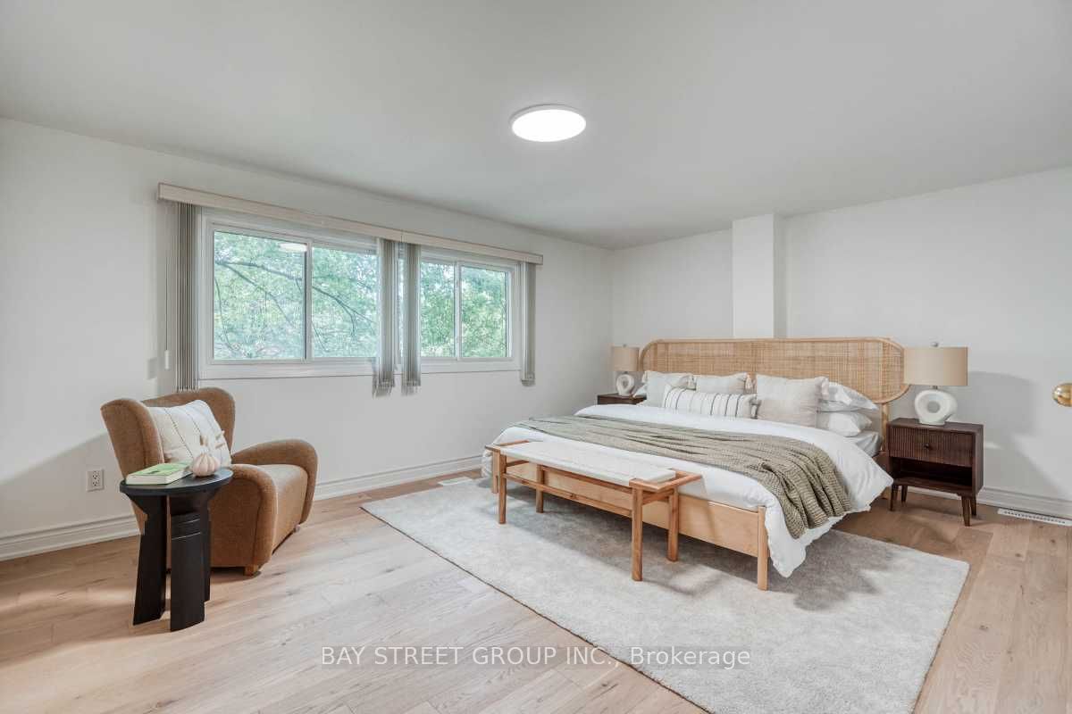 163 Song Meadoway Property Photo 23