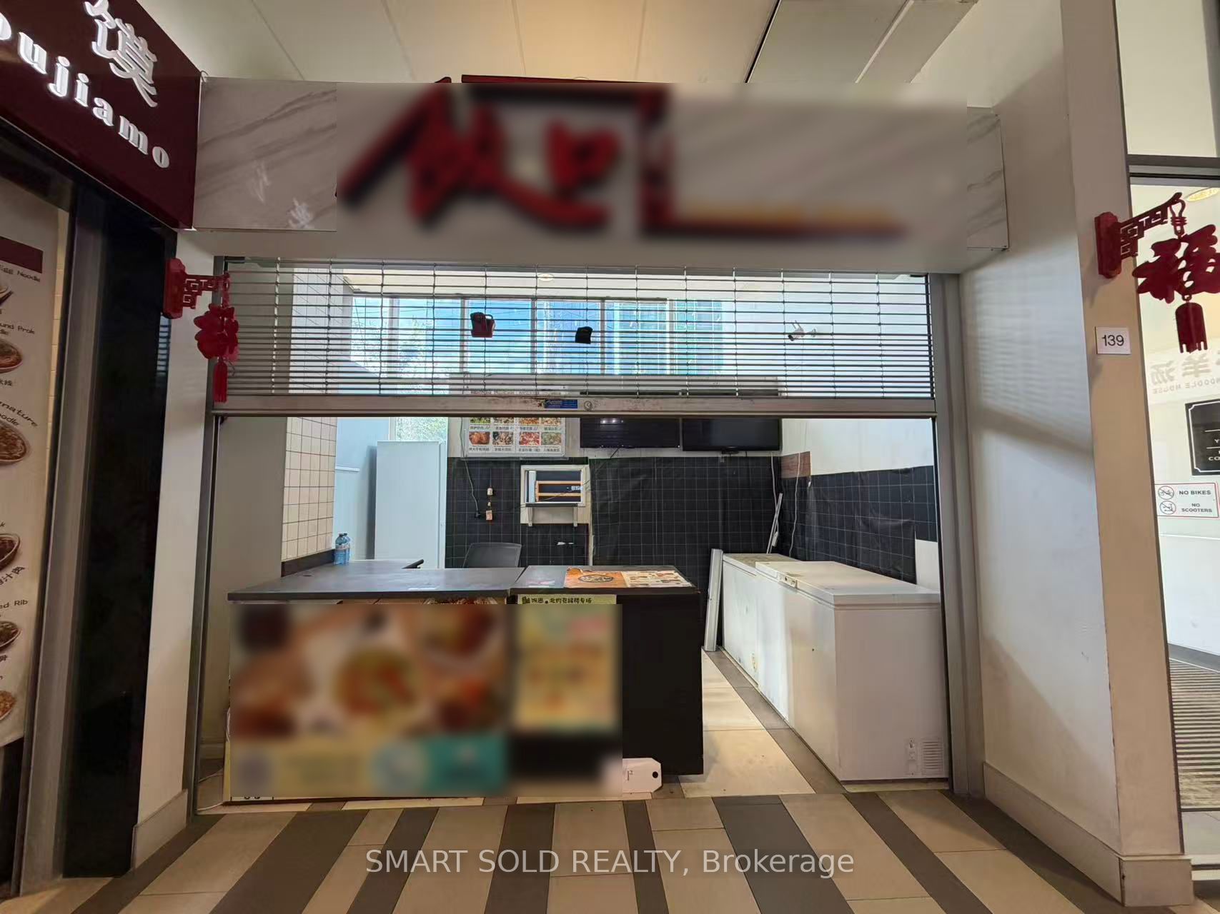 4750 Yonge Street 139 Property Photo 2