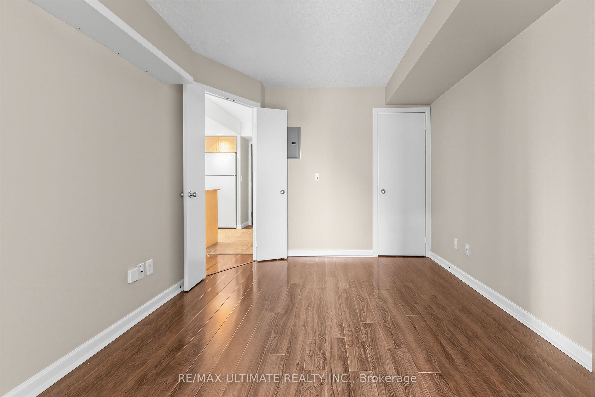 8 Park Road 1508 Property Photo 11