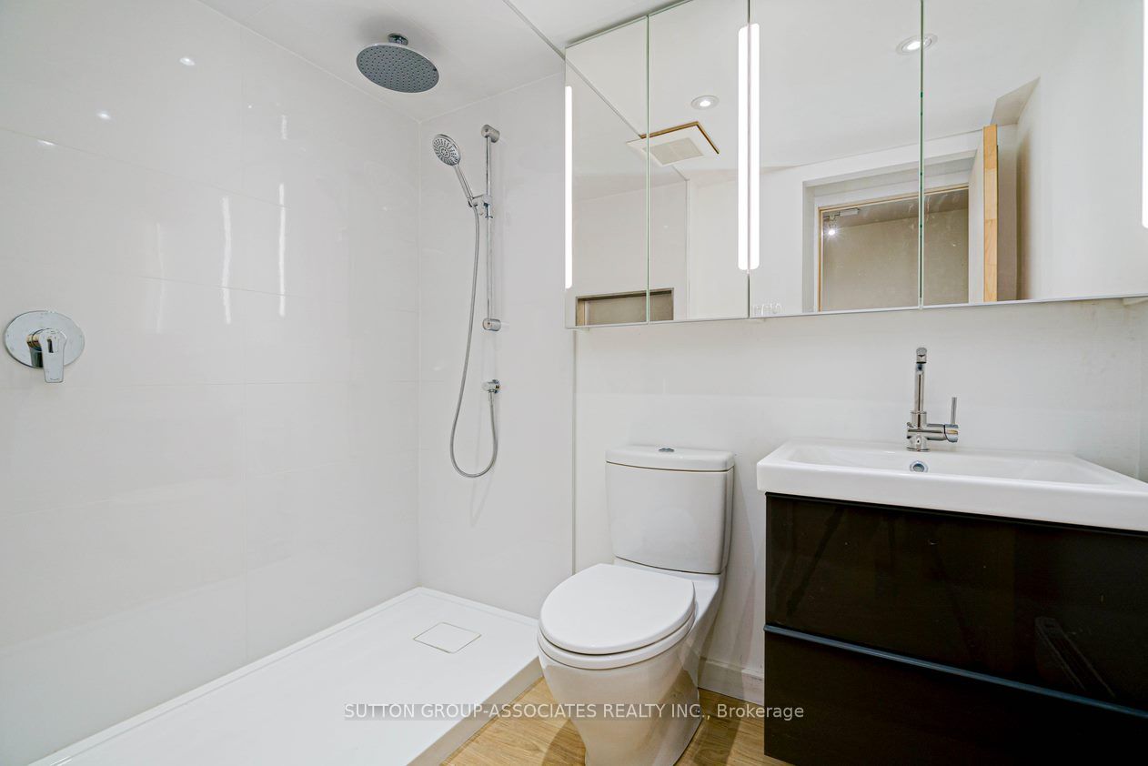 477 Brunswick Avenue Lower Property Photo 6