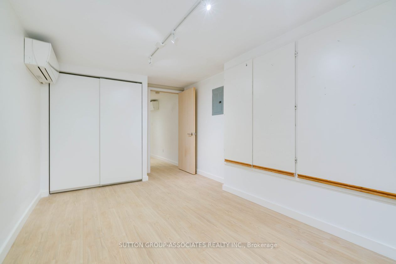 477 Brunswick Avenue Lower Property Photo 12