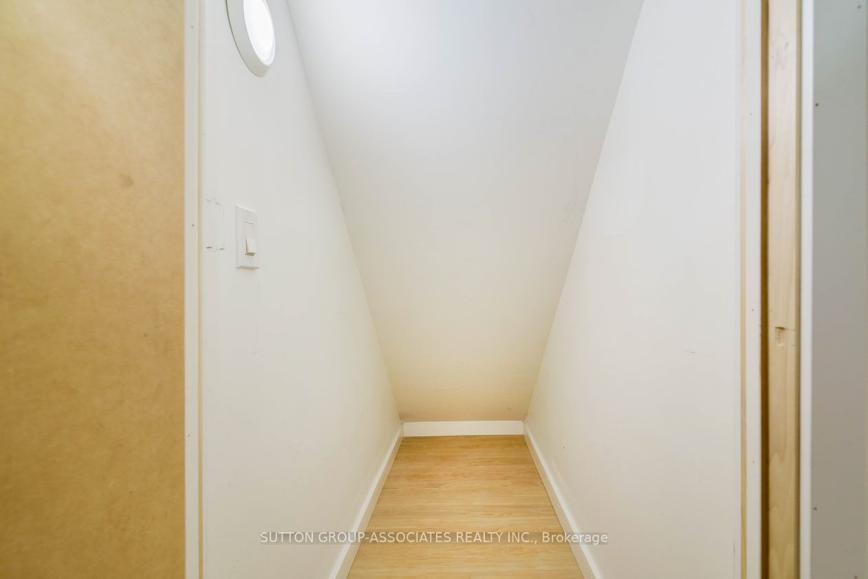 477 Brunswick Avenue Lower Property Photo 13