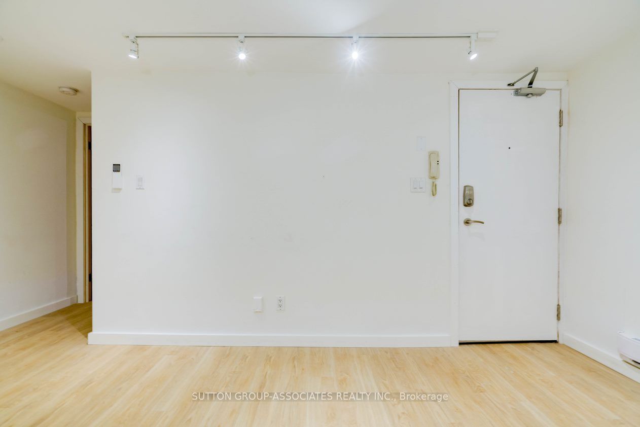 477 Brunswick Avenue Lower Property Photo 14