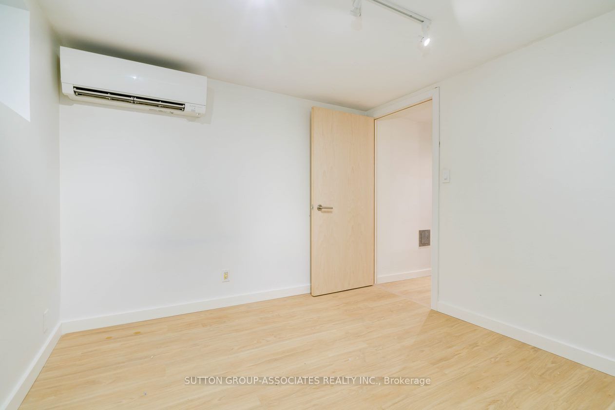 477 Brunswick Avenue Lower Property Photo 15