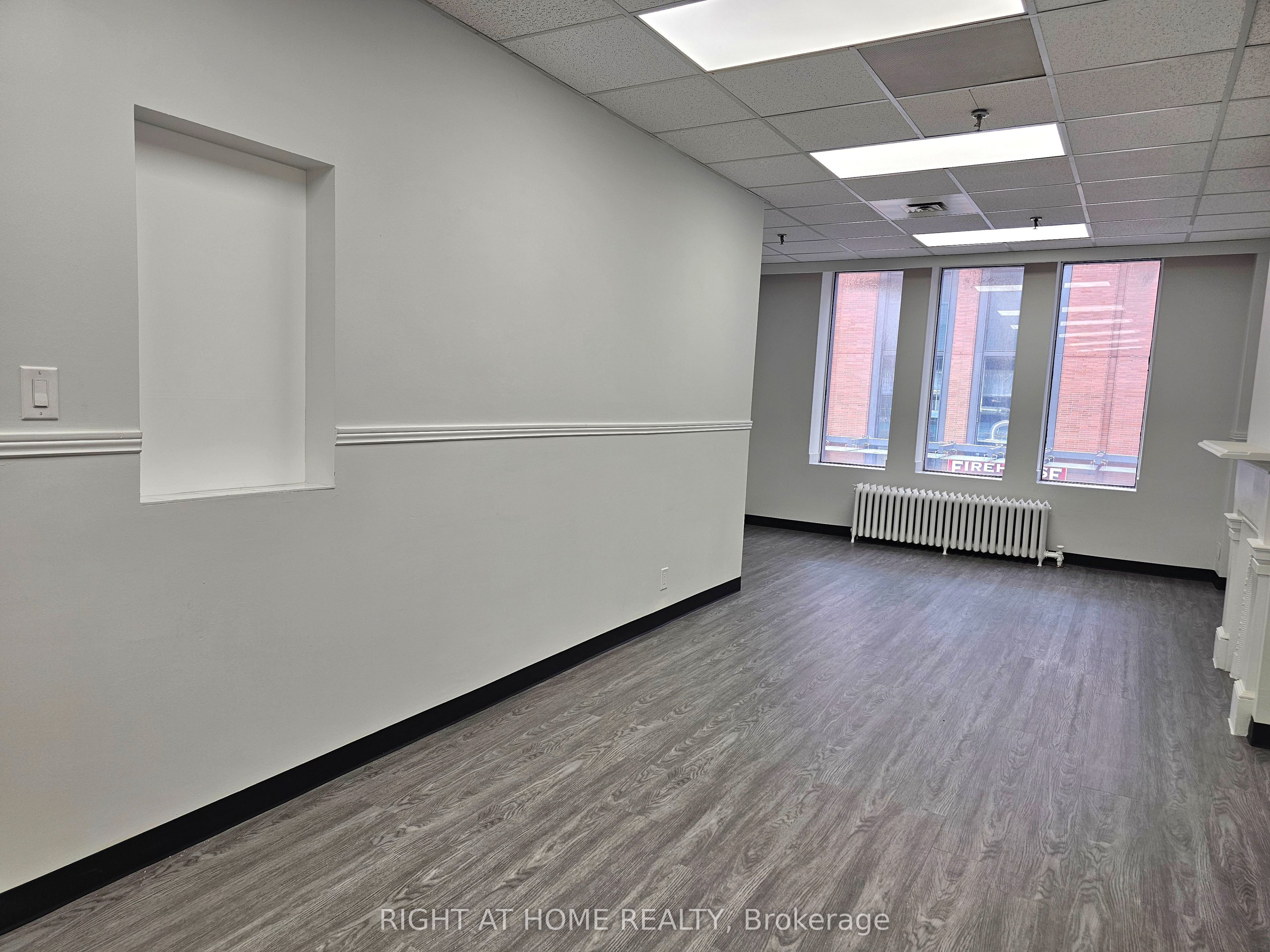 516 Yonge Street 2 Property Photo 11
